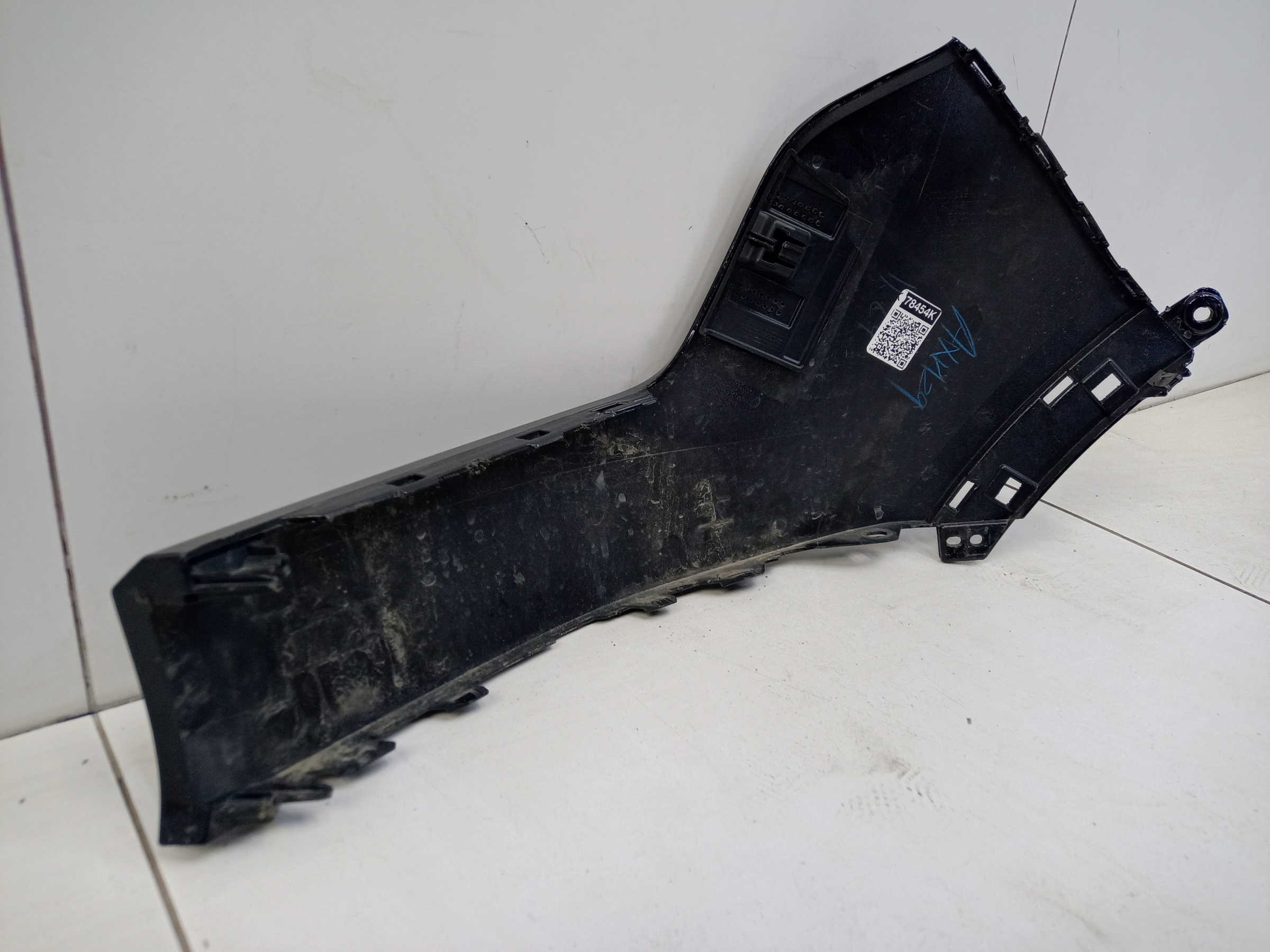 Накладка переднего бампера правая Tank 500