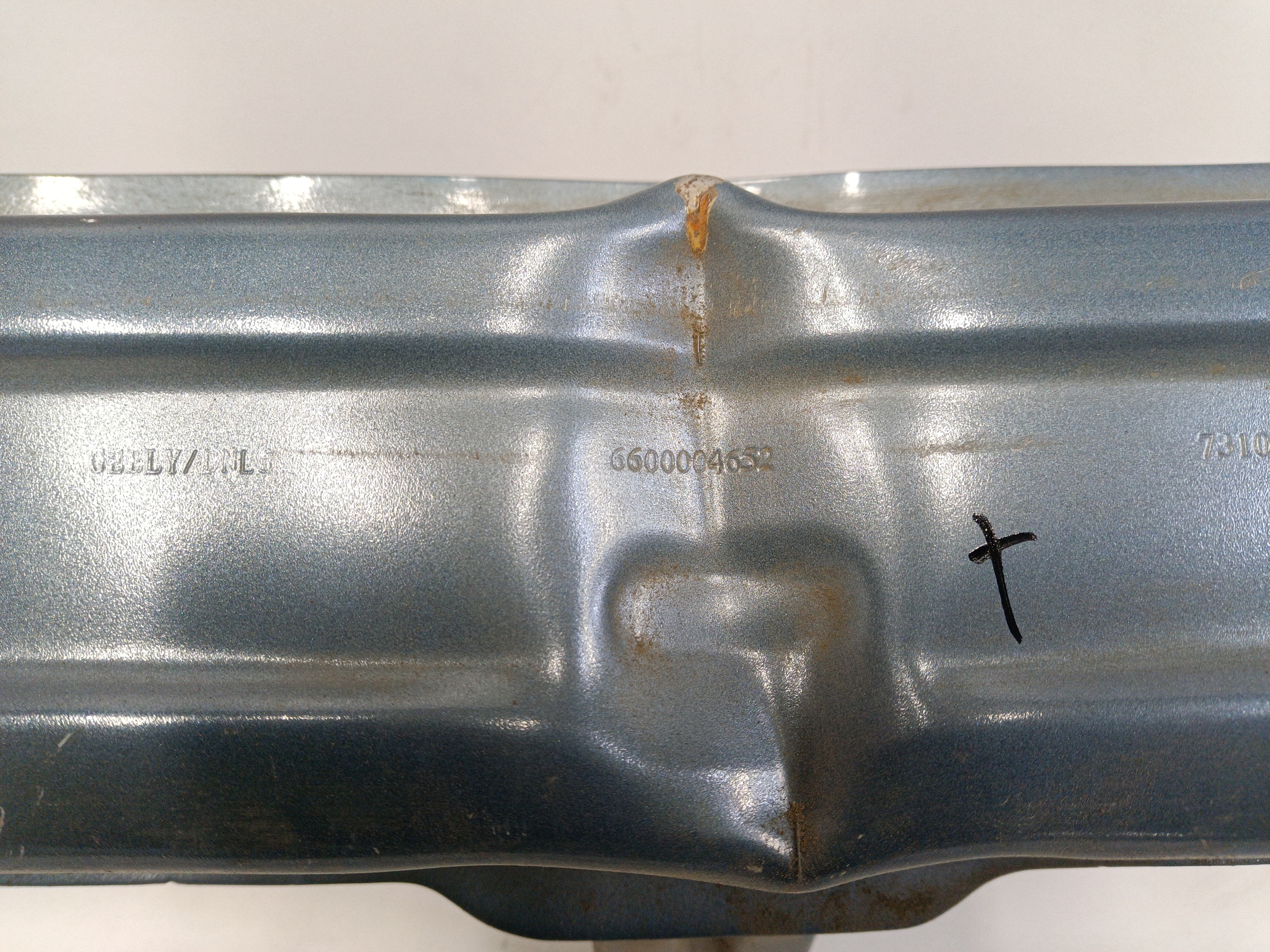 Усилитель заднего бампера Geely Tugella