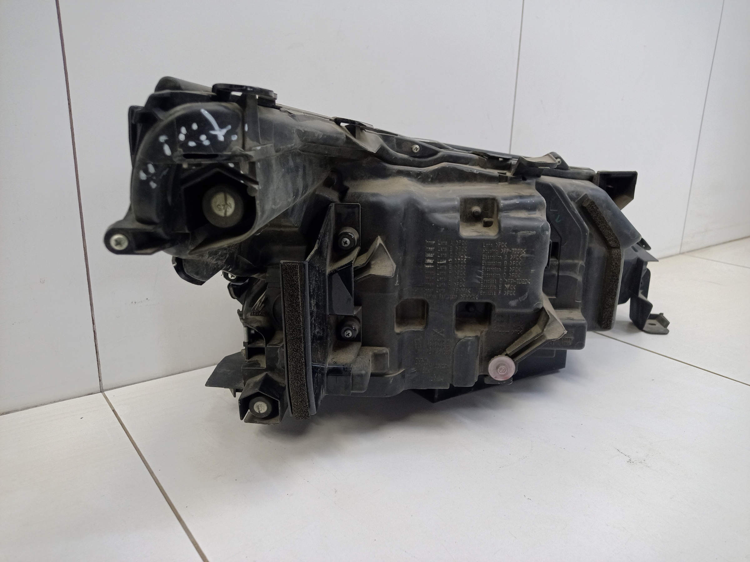 Фара передняя левая Lexus LX 3 Restail 2 LED под 1 блок