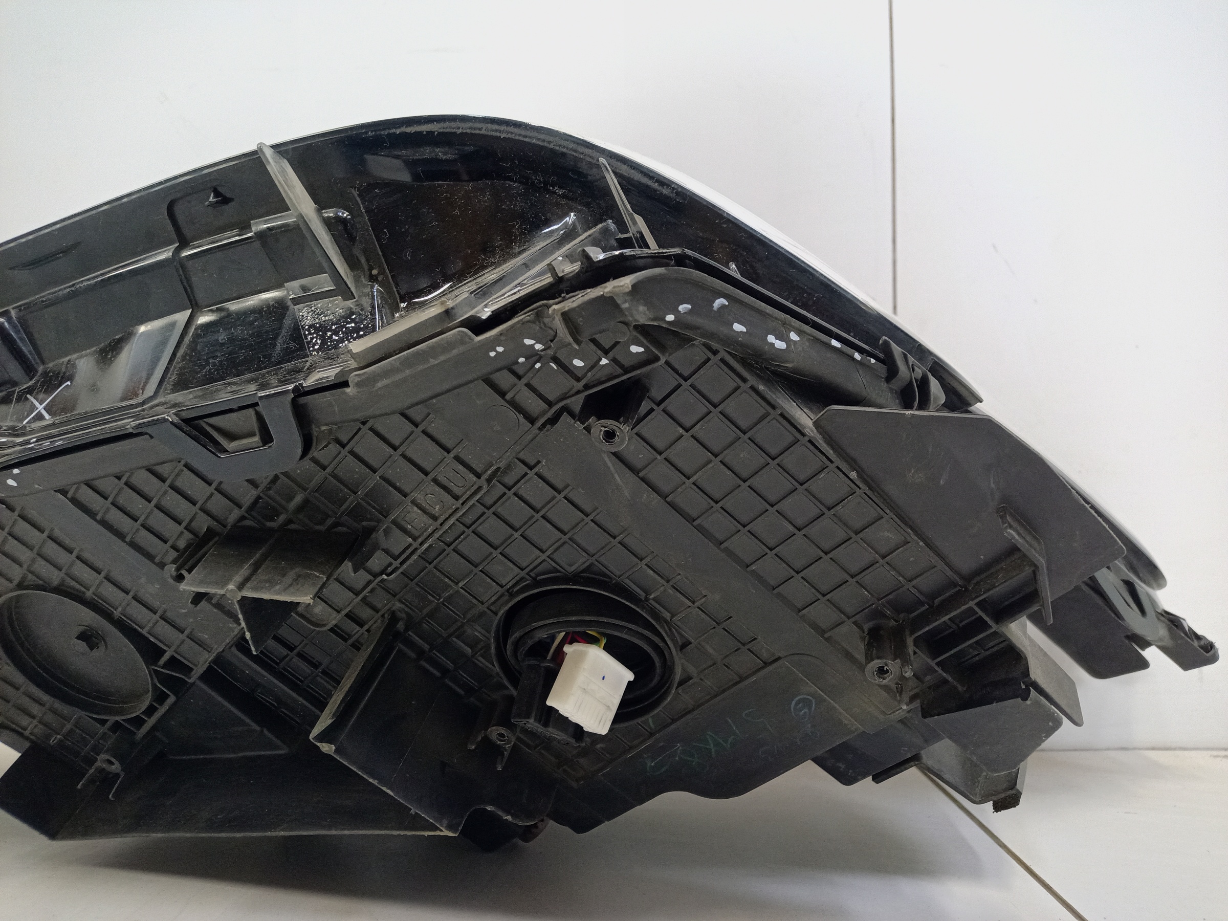 Фара передняя левая Lexus LX 3 Restail 2 LED под 1 блок