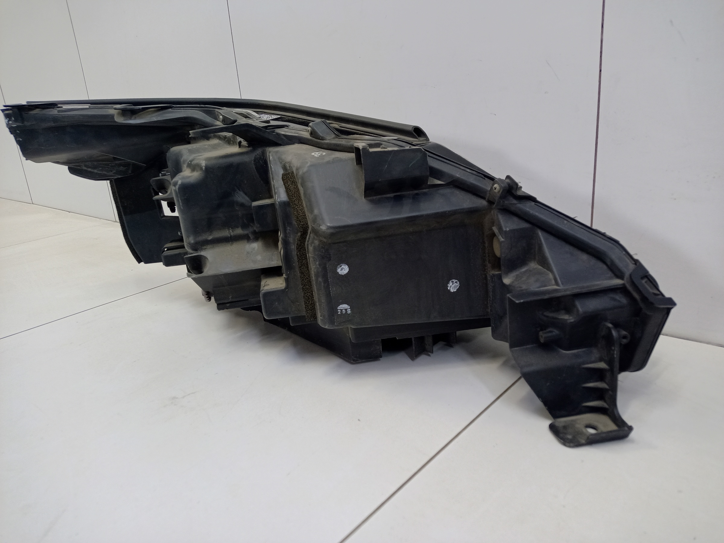 Фара передняя левая Lexus LX 3 Restail 2 LED под 1 блок