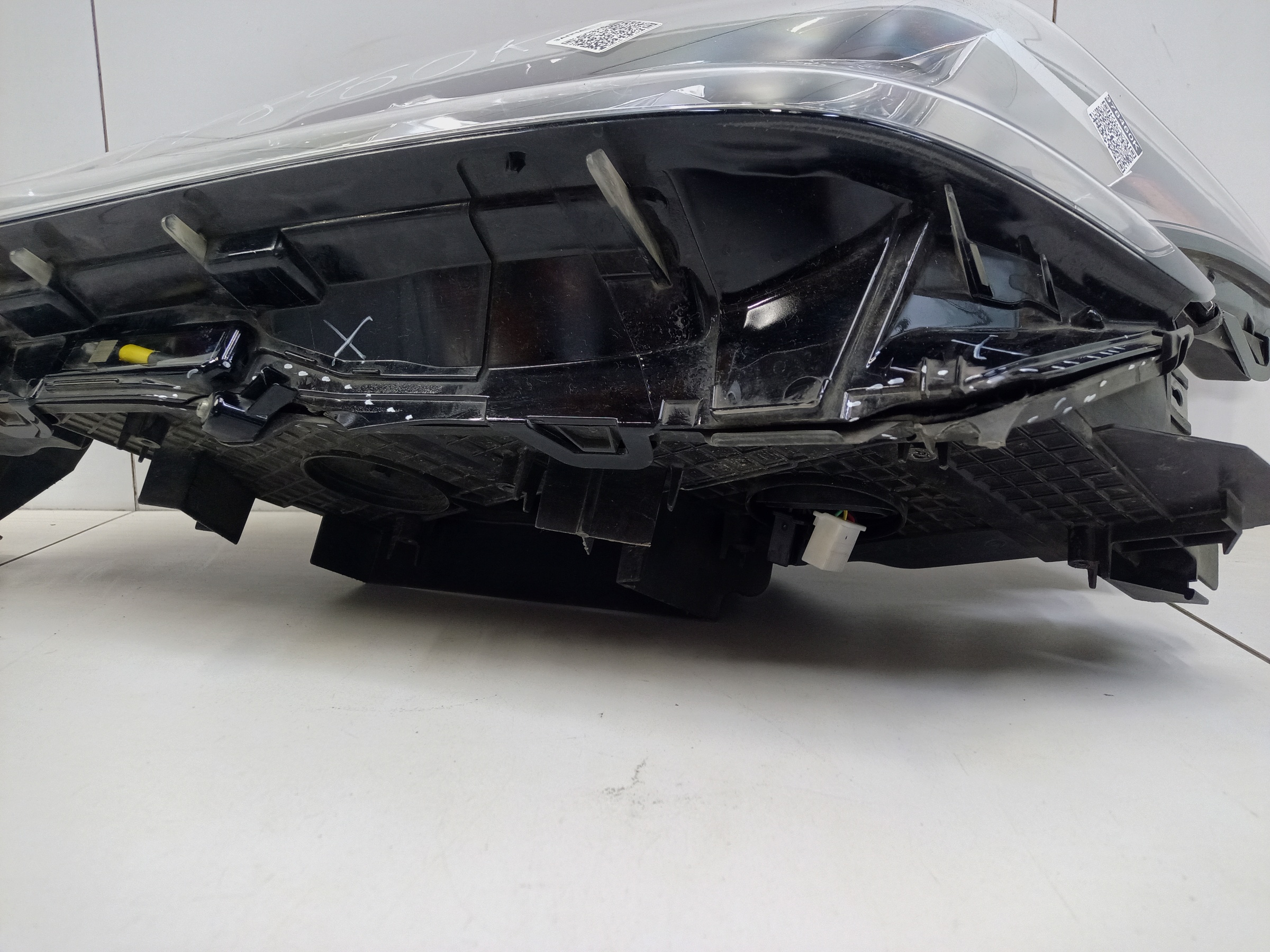 Фара передняя левая Lexus LX 3 Restail 2 LED под 1 блок