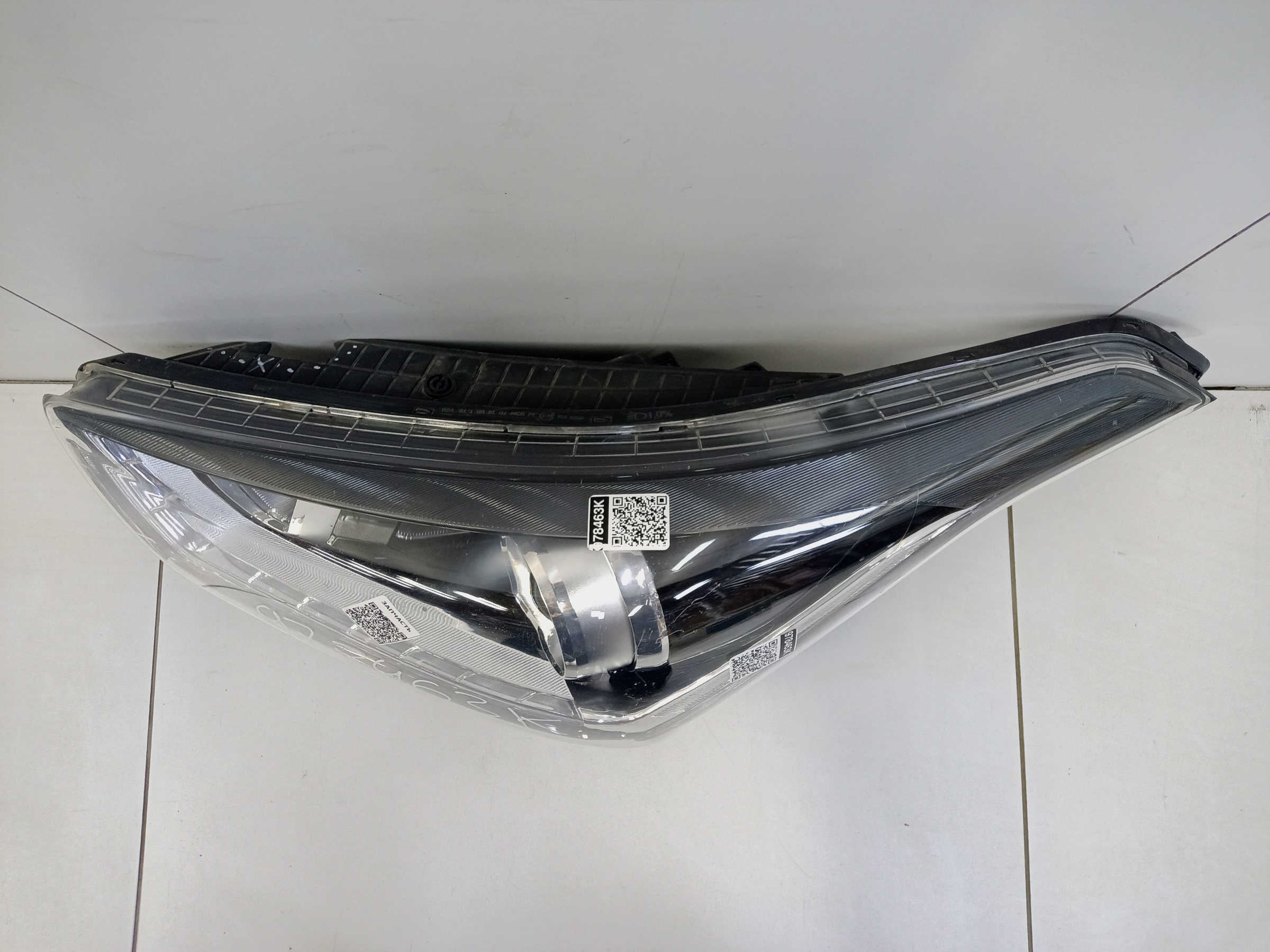 Фара передняя левая Hyundai Creta 1 галоген линза ДХО черная