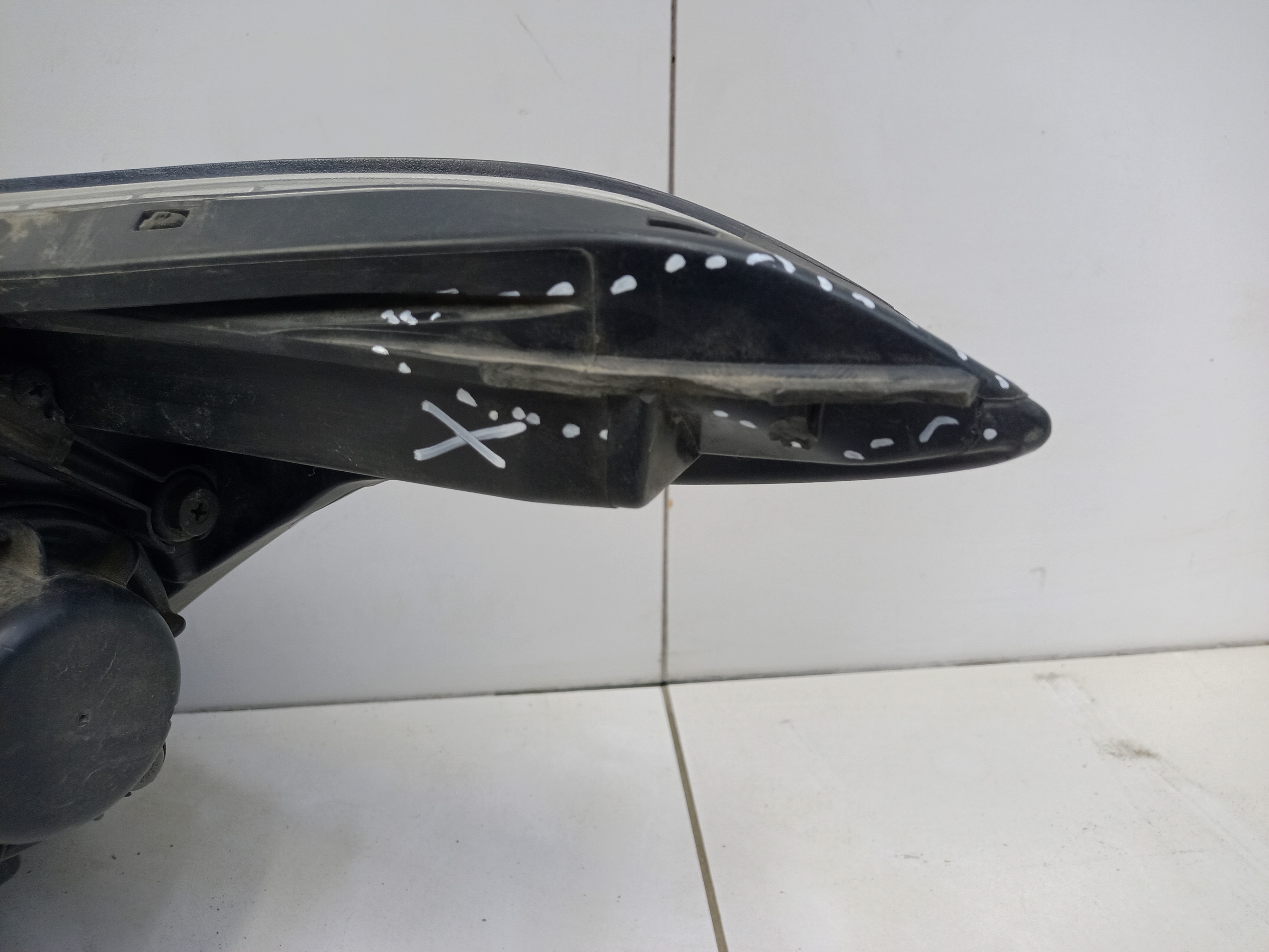 Фара передняя правая Hyundai Creta 1 линза с ДХО черная