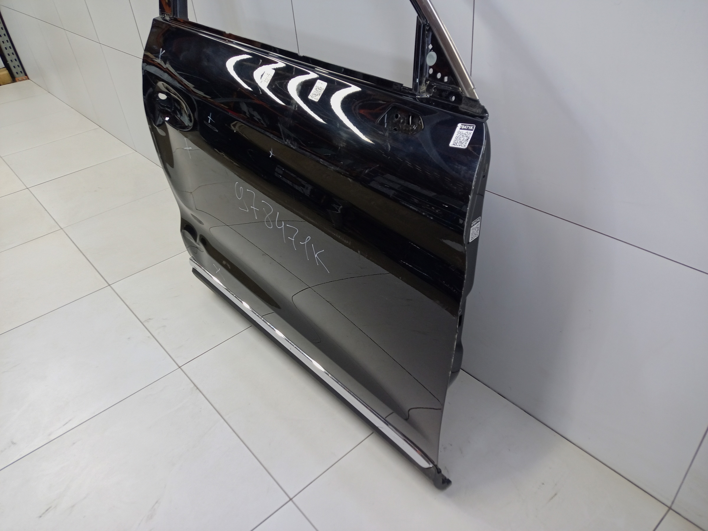 Дверь передняя правая Hongqi HS5