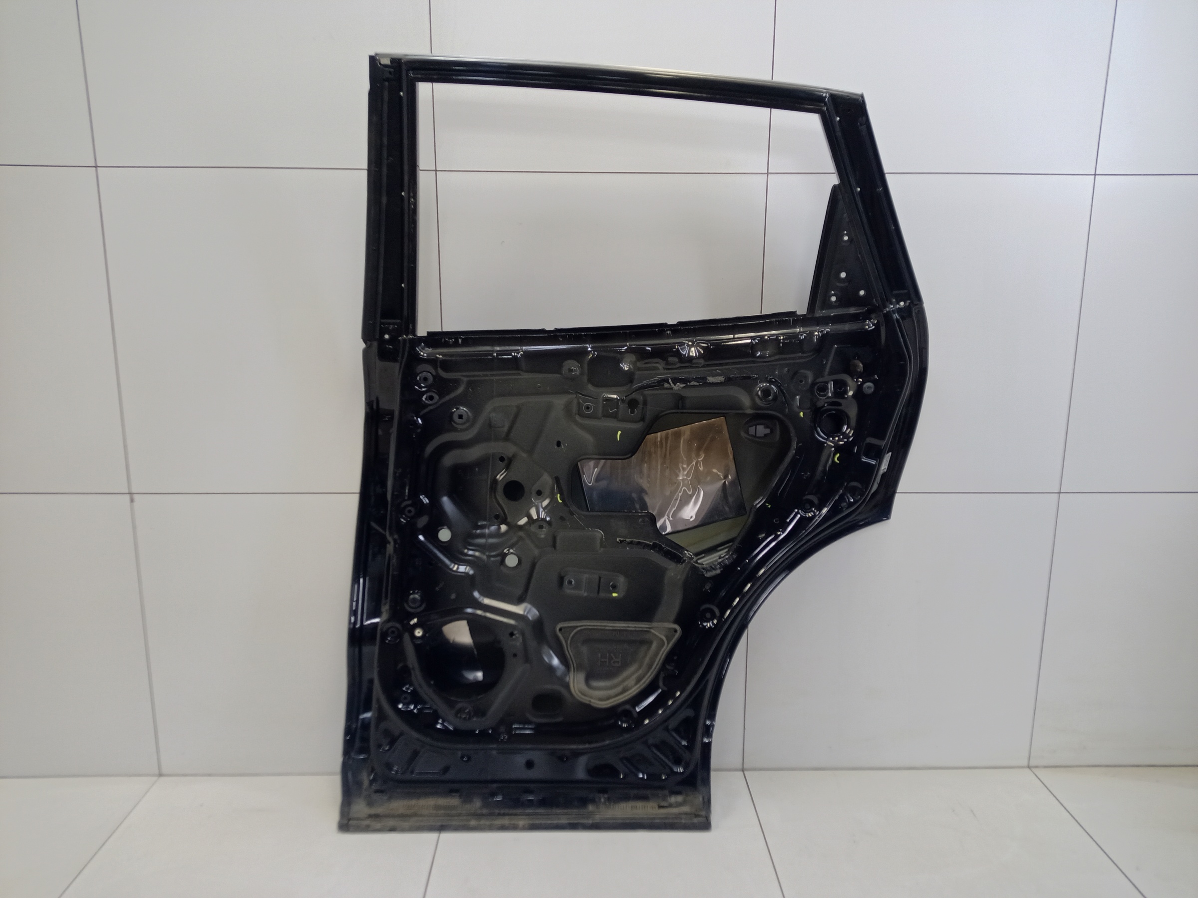 Дверь задняя правая Hongqi HS5