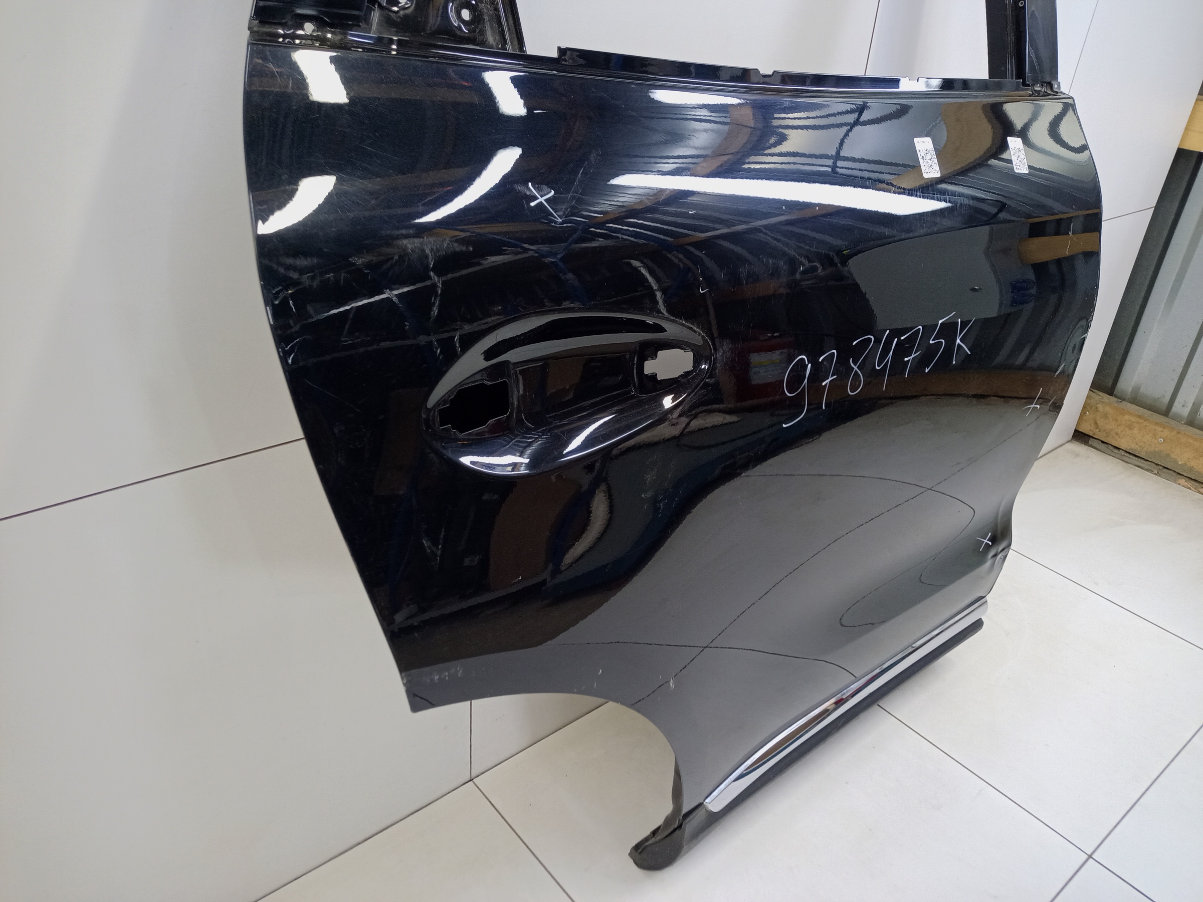 Дверь задняя правая Hongqi HS5