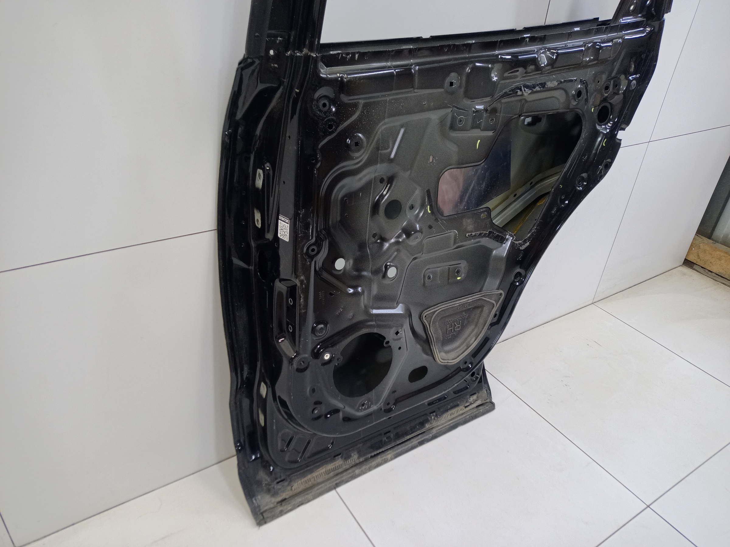 Дверь задняя правая Hongqi HS5