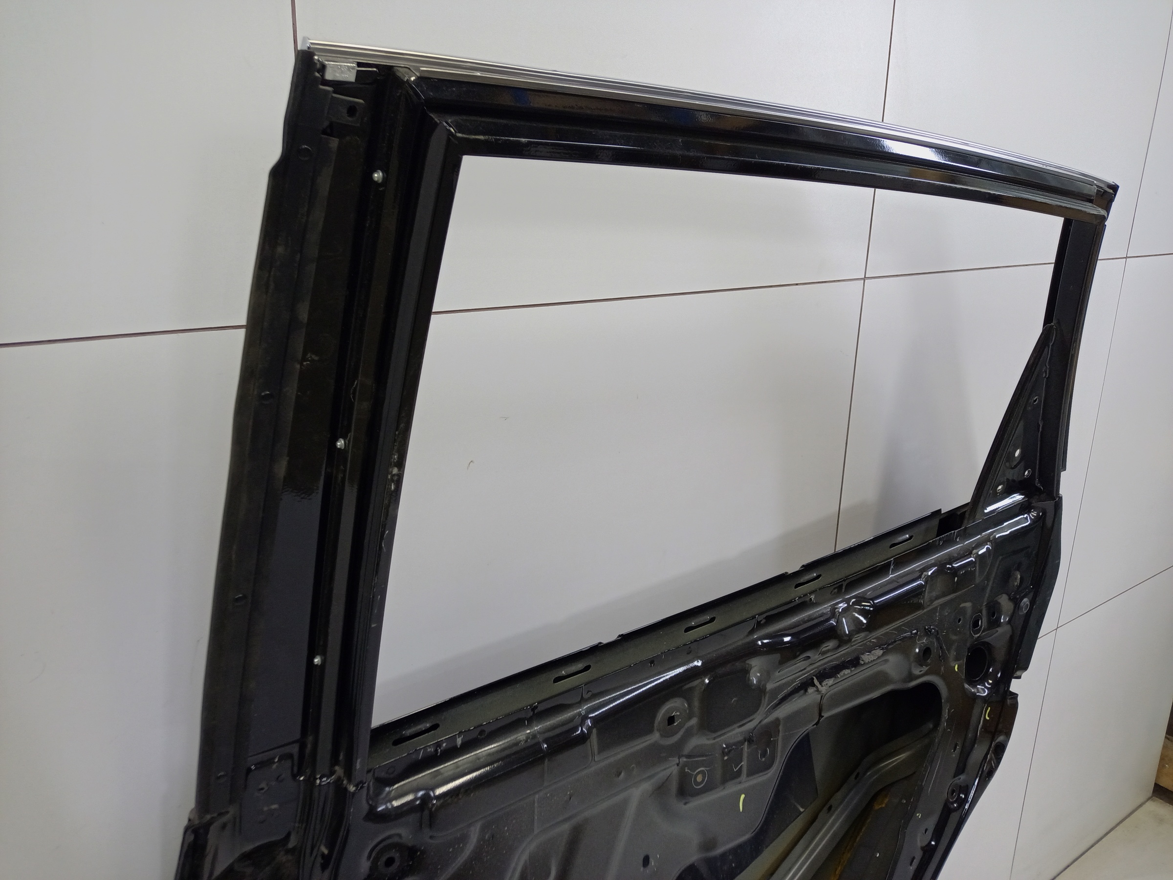 Дверь задняя правая Hongqi HS5