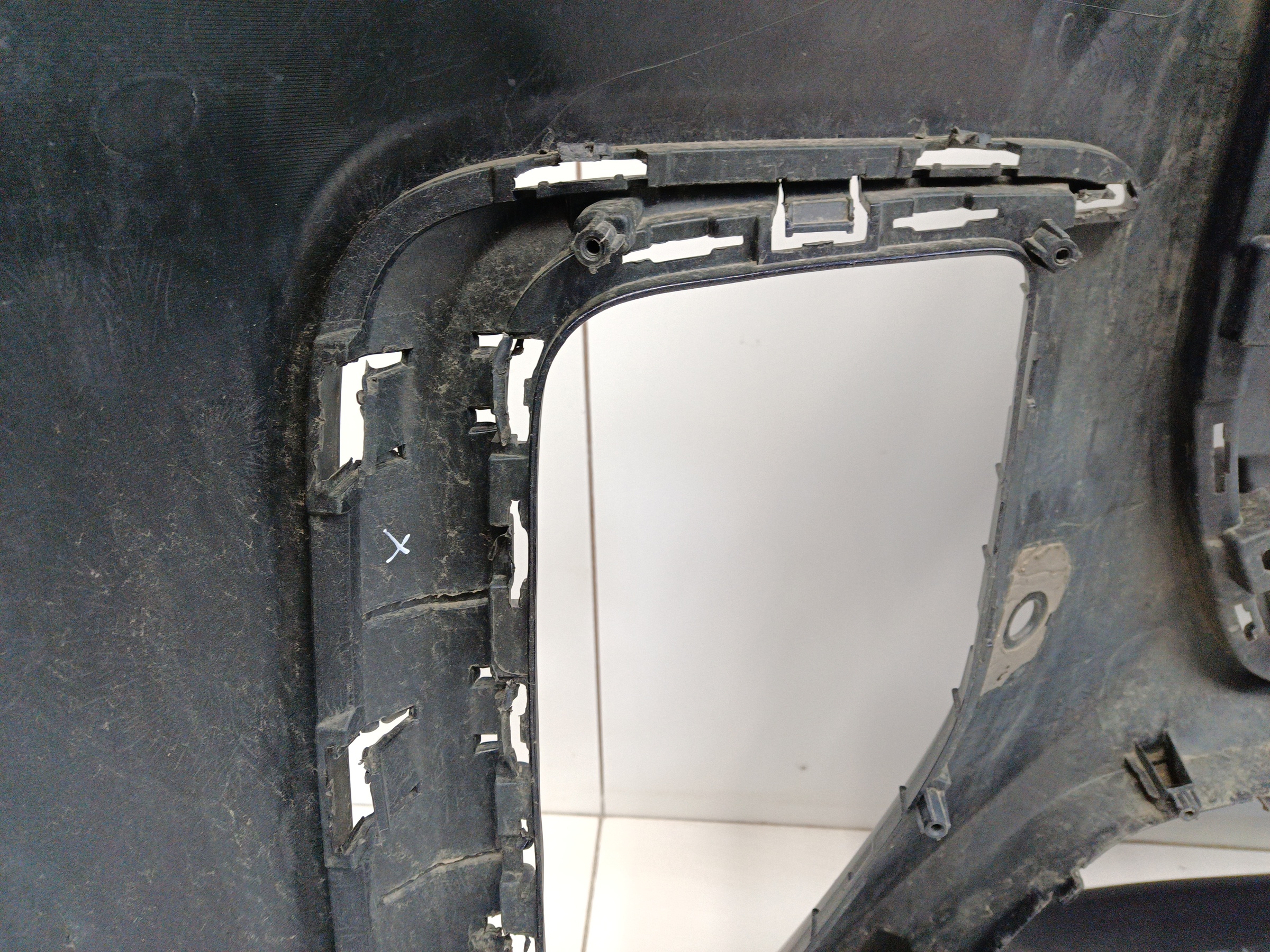 Бампер передний Voyah Dream 1