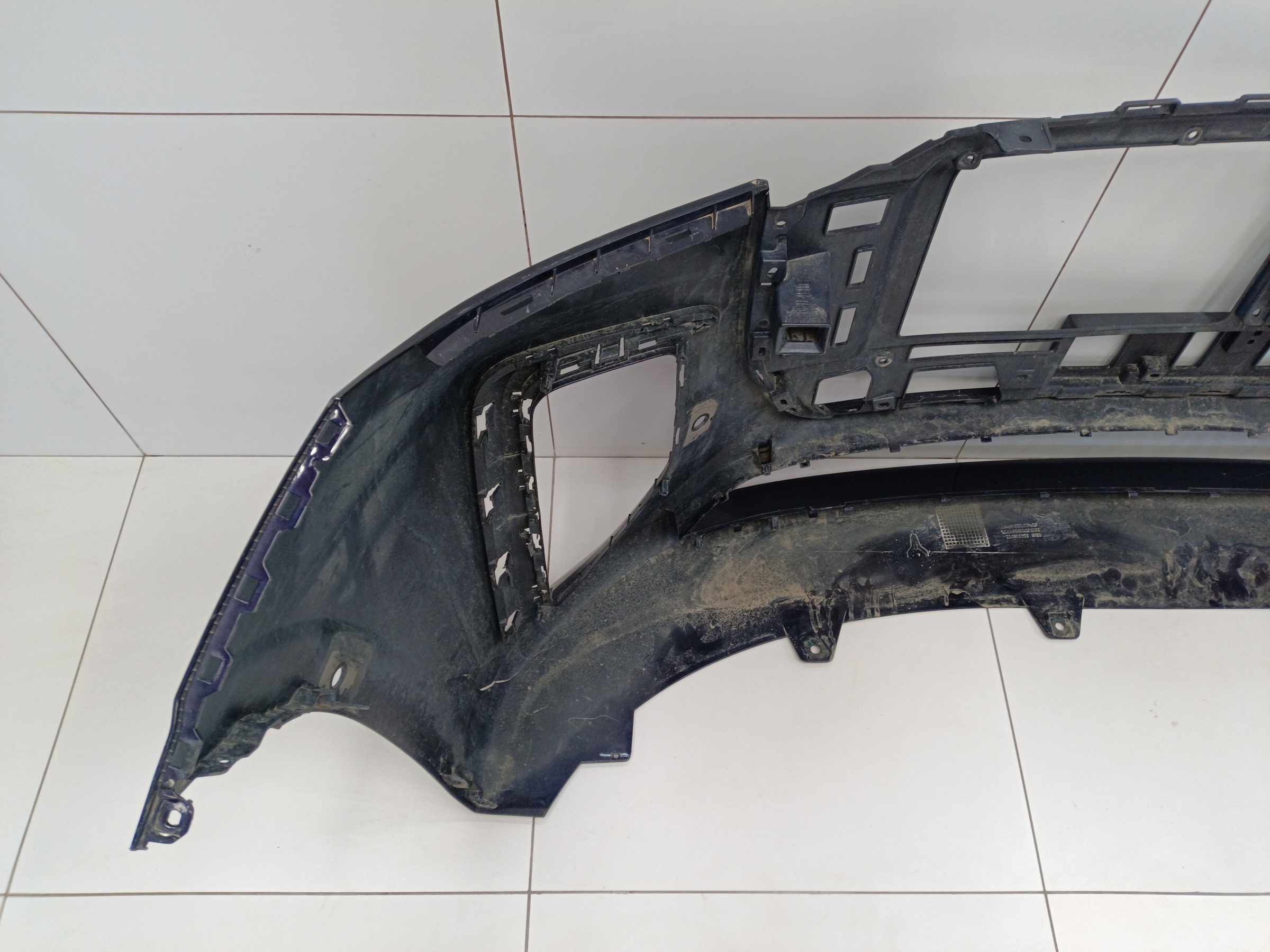 Бампер передний Voyah Dream 1