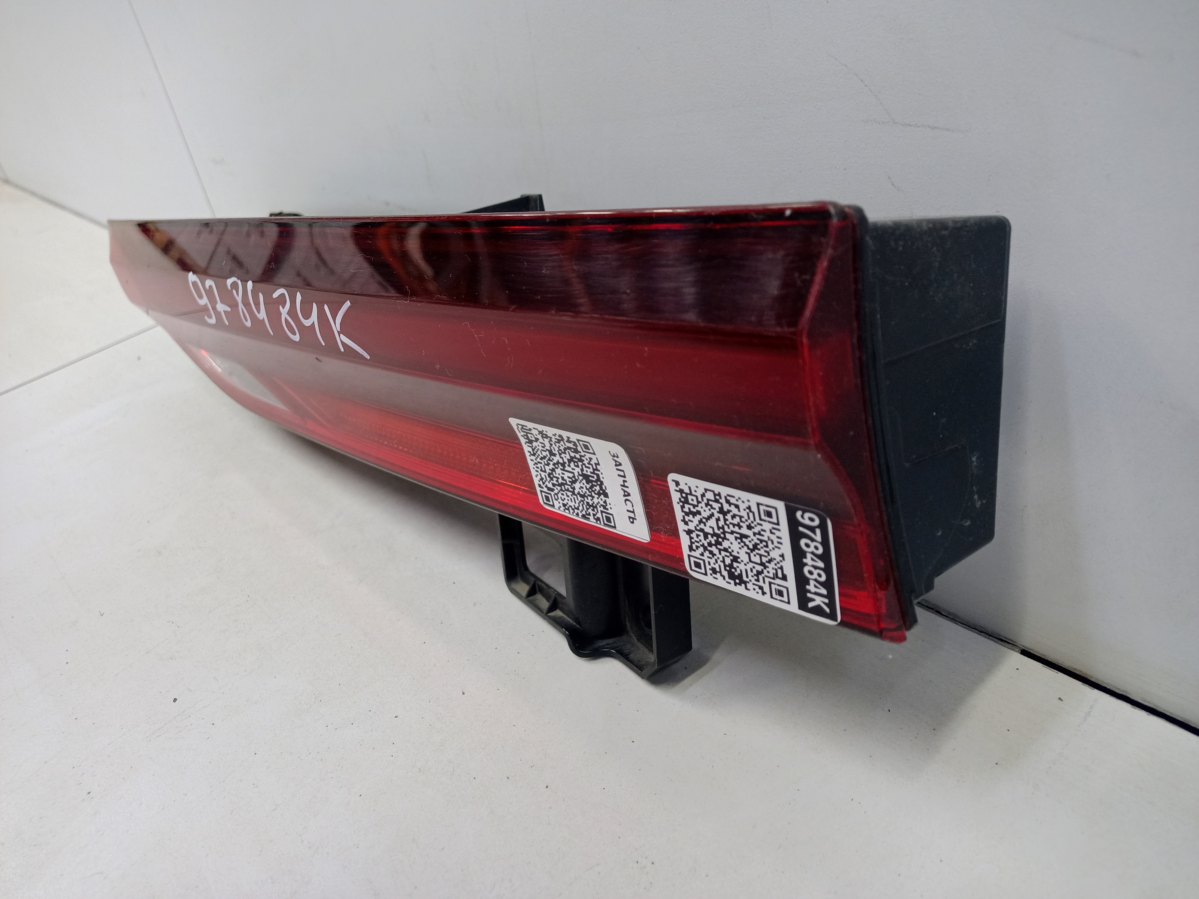 Фонарь задний правый внутренний BMW X6 G06