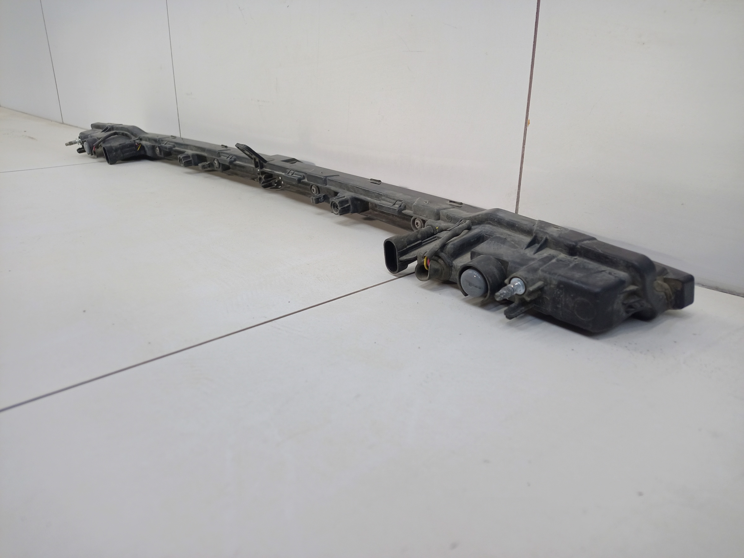 Фара ДХО передняя центральная Exeed VX LED