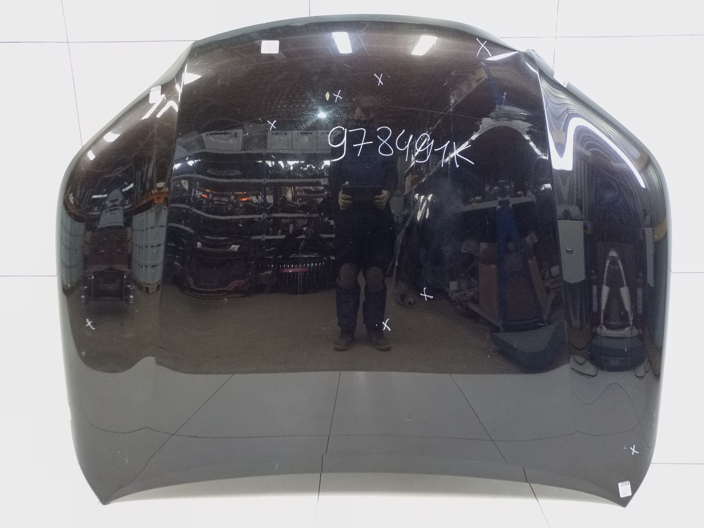 Капот Toyota Fortuner 2