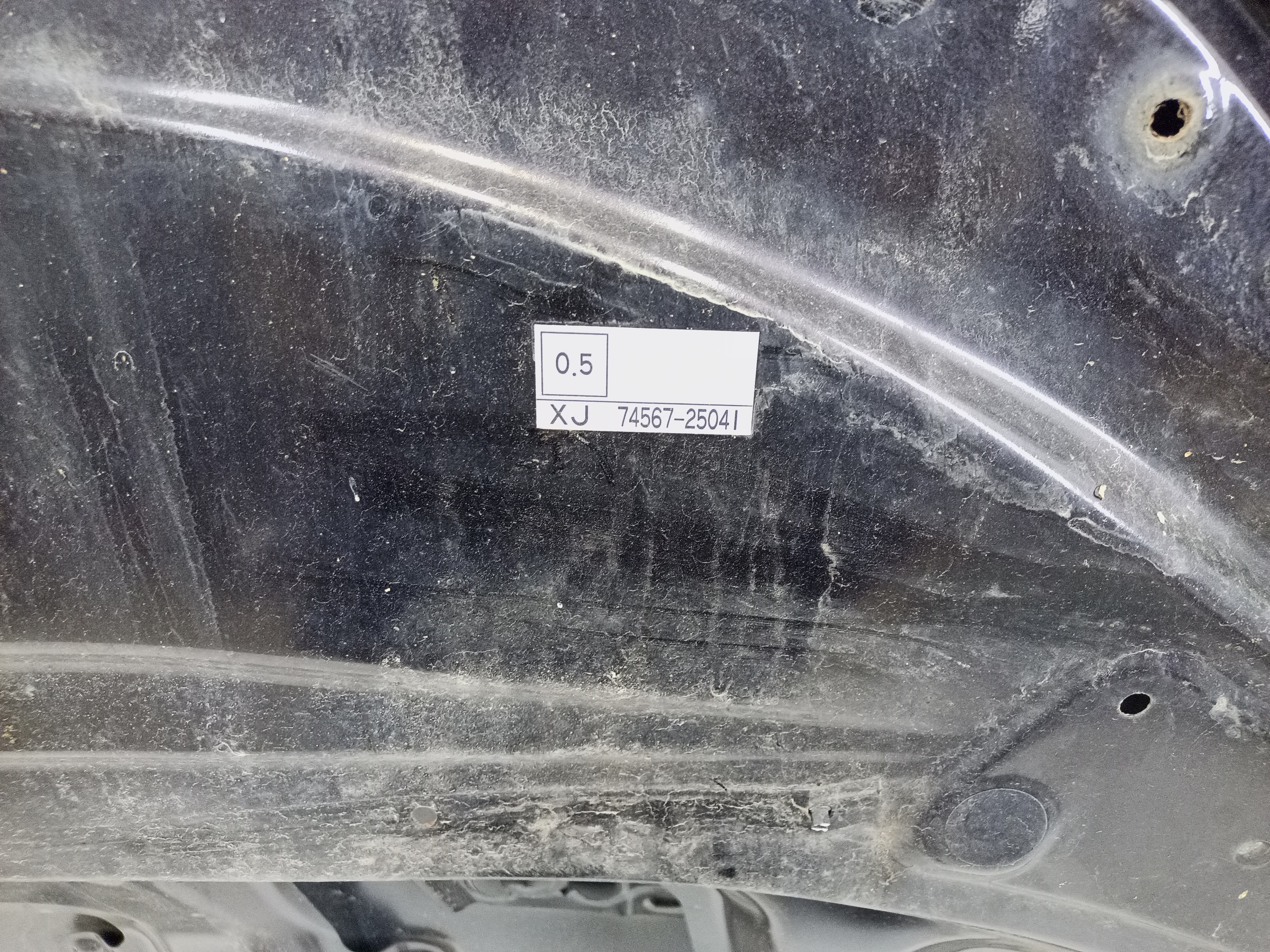 Капот Toyota Fortuner 2