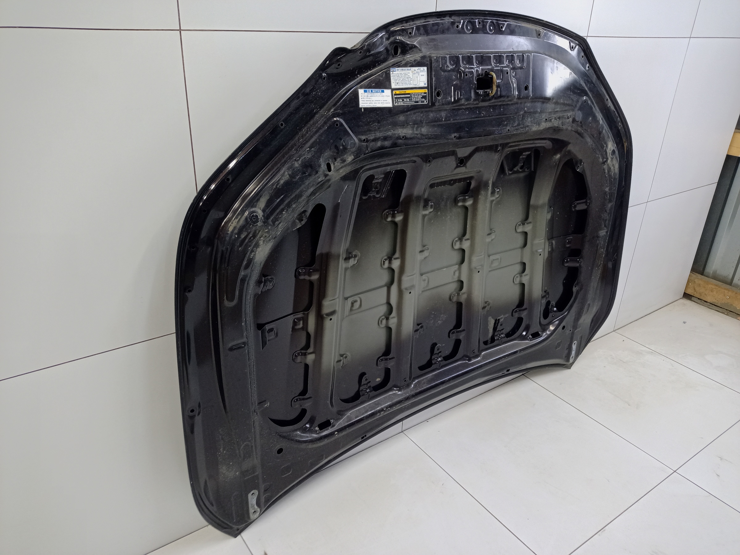 Капот Toyota Fortuner 2