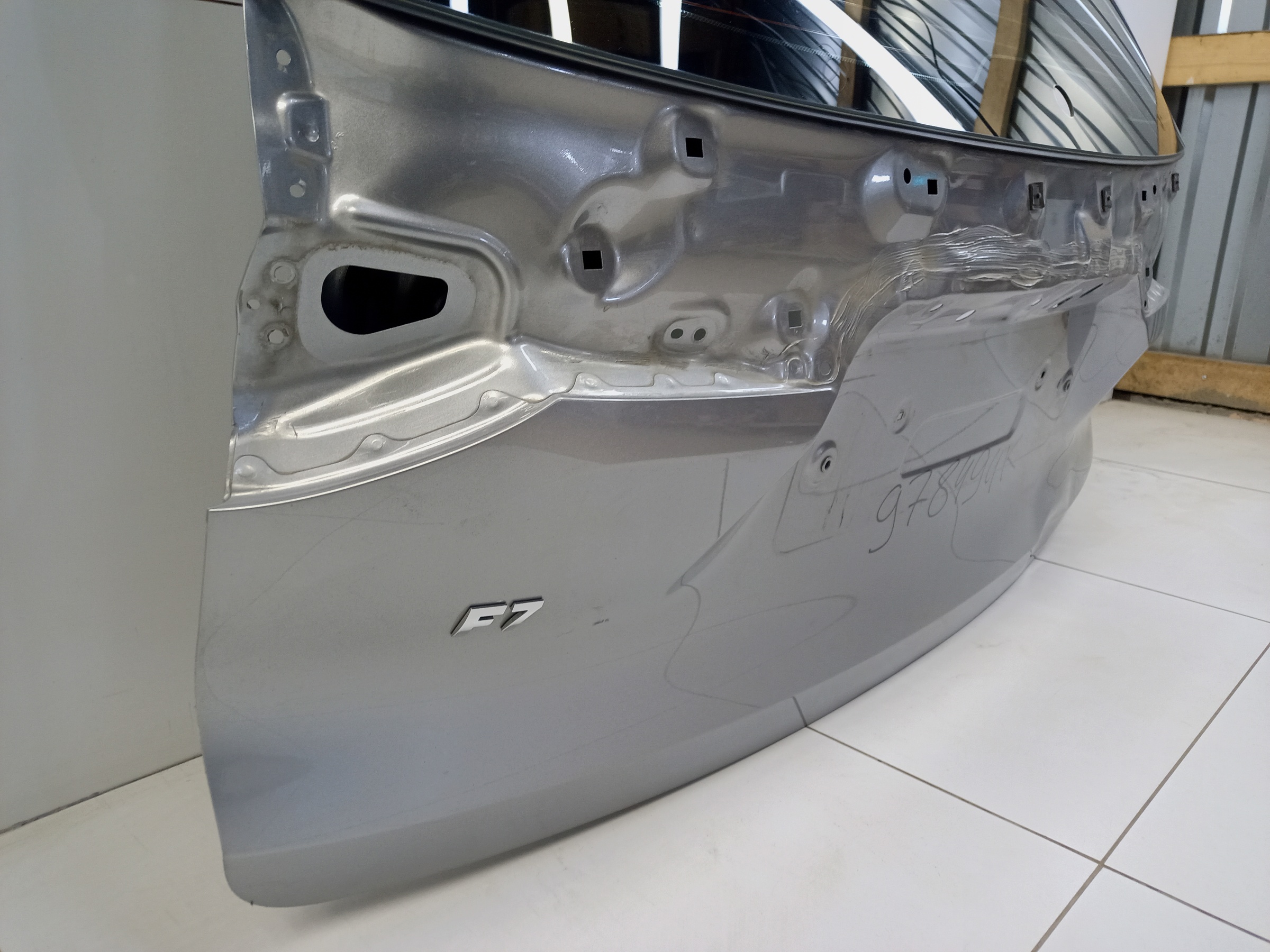 Крышка багажника Haval F7 1