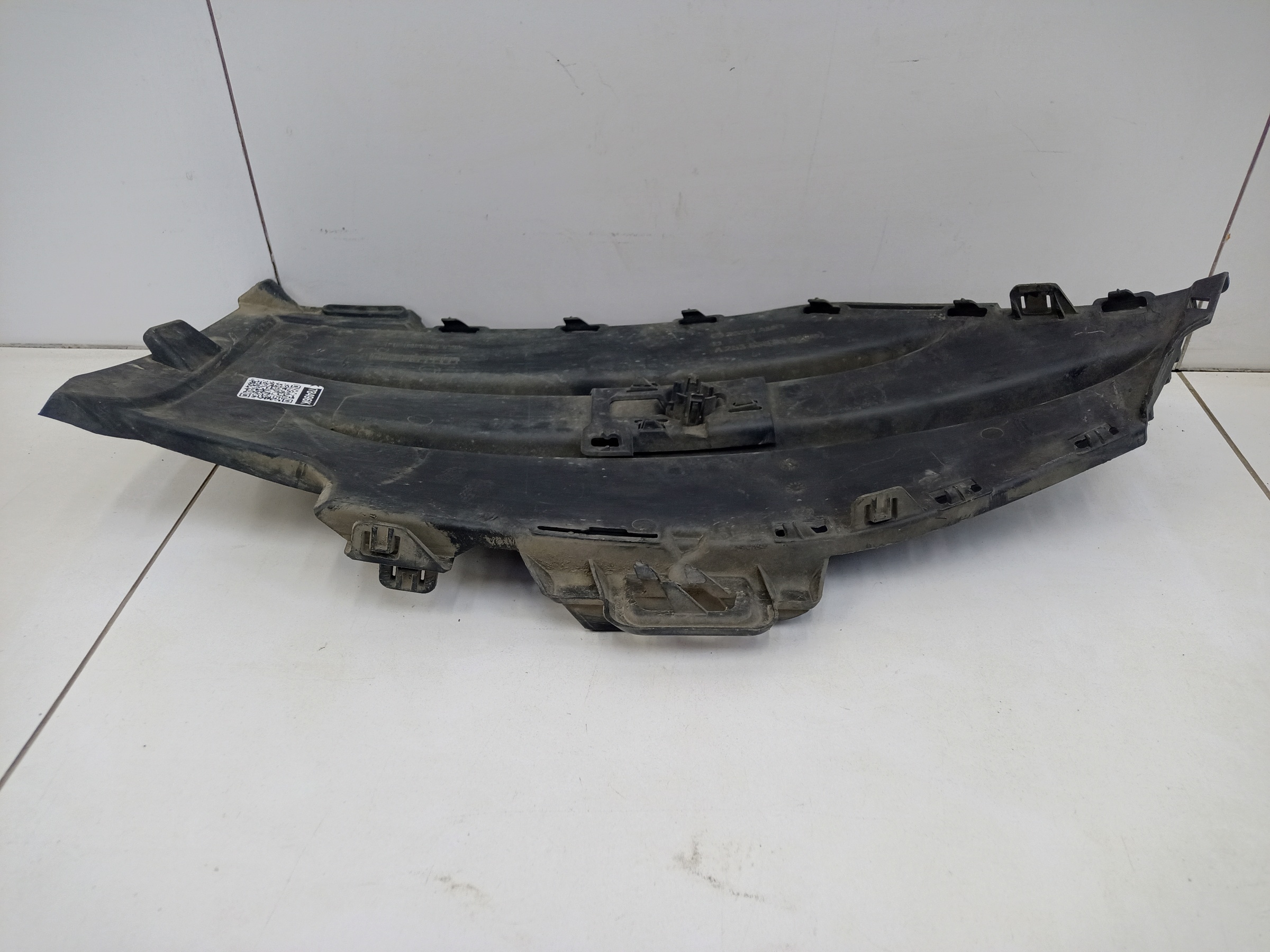 Решетка переднего бампера правая Mercedes-Benz GLC-Klasse X253 AMG