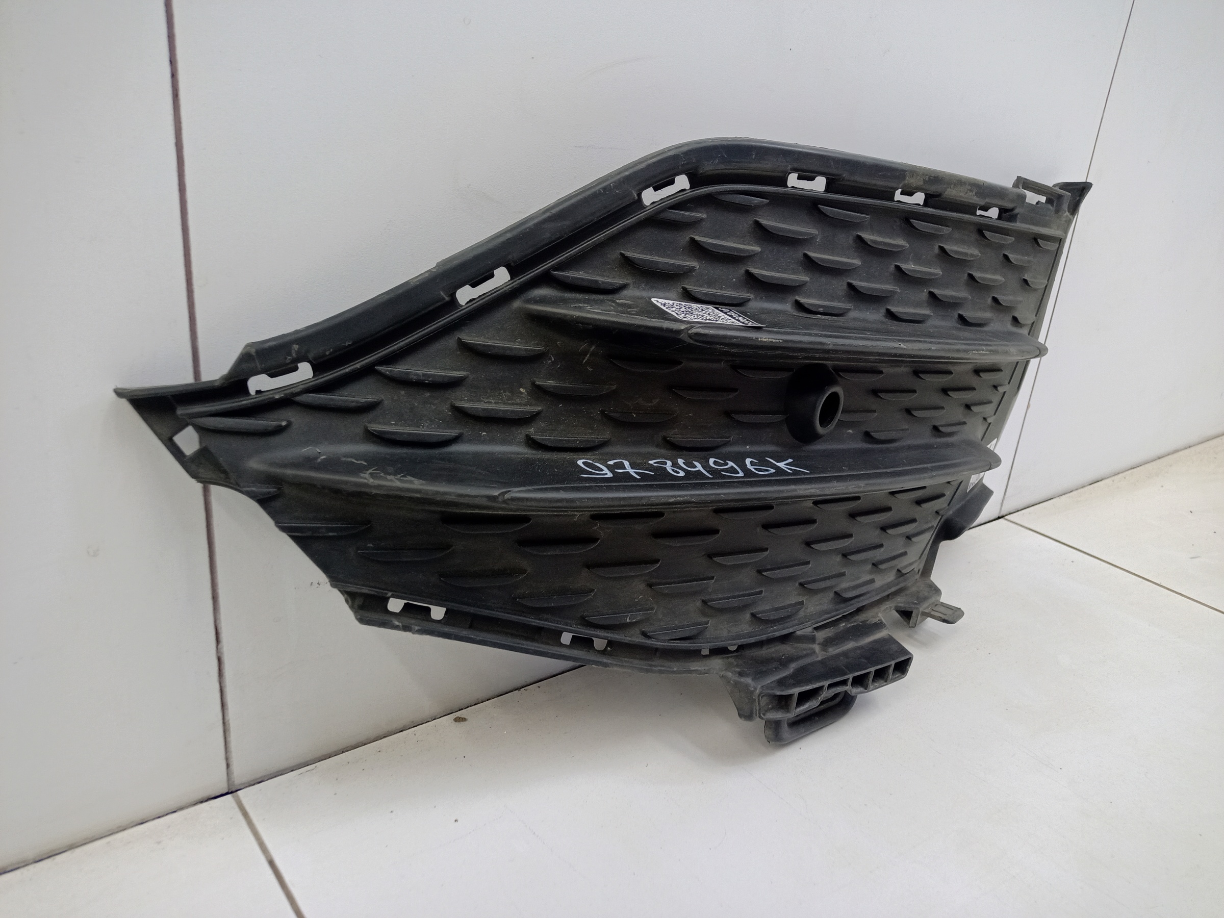 Решетка переднего бампера правая Mercedes-Benz GLC-Klasse X253 AMG