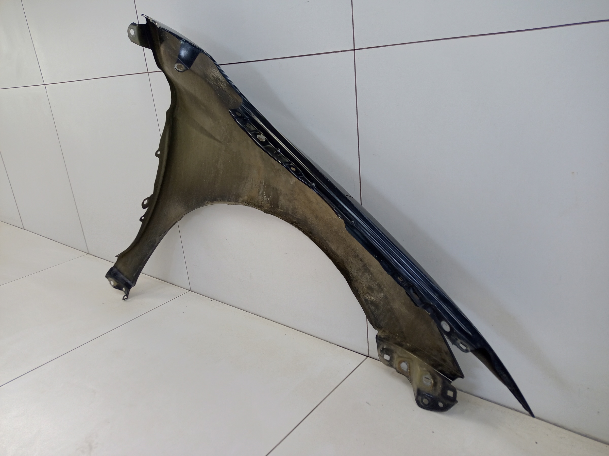 Крыло переднее левое Toyota Camry V70