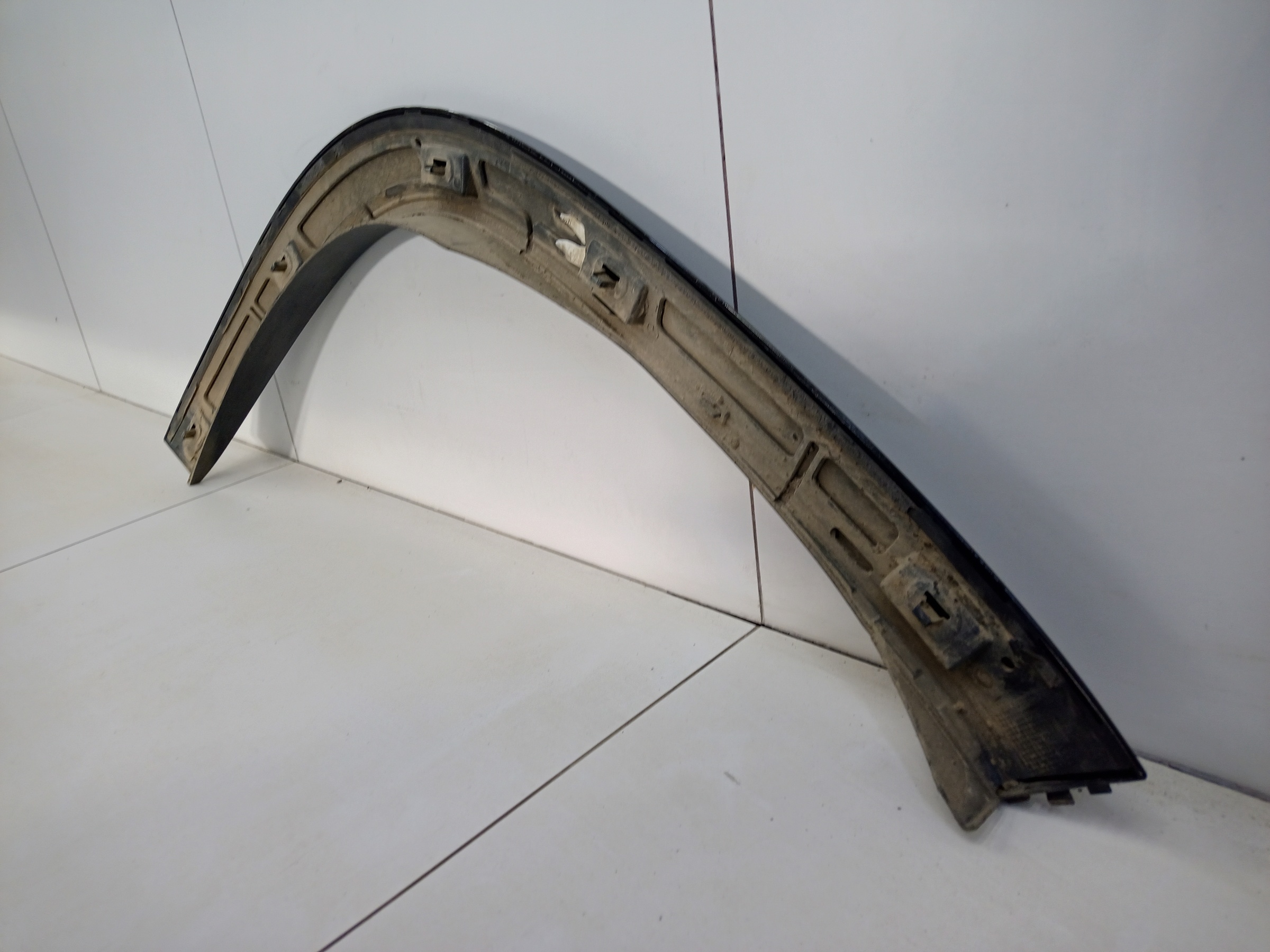 Накладка крыла переднего левого Mercedes Benz GLS-Klasse X167