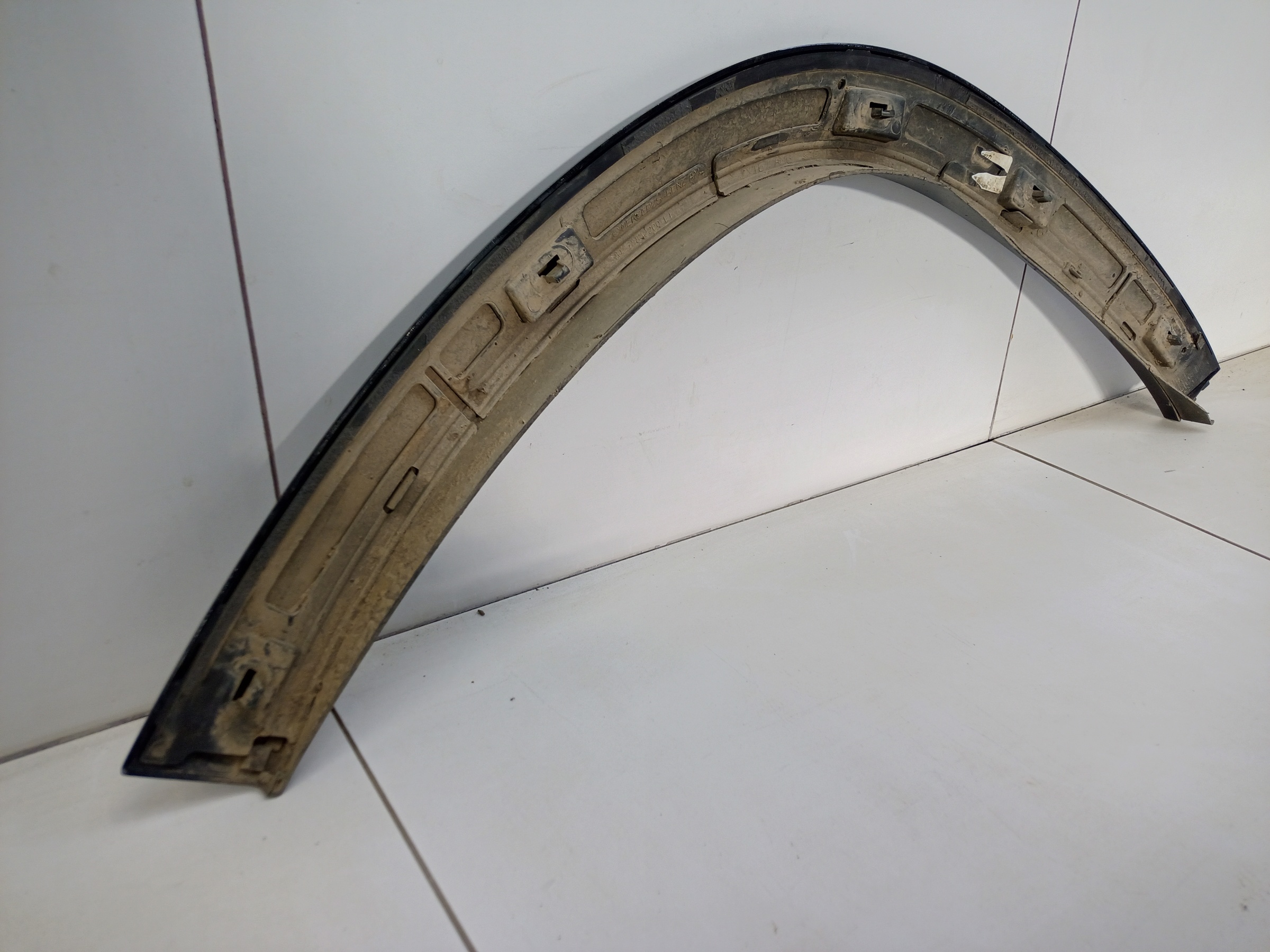 Накладка крыла переднего левого Mercedes Benz GLS-Klasse X167