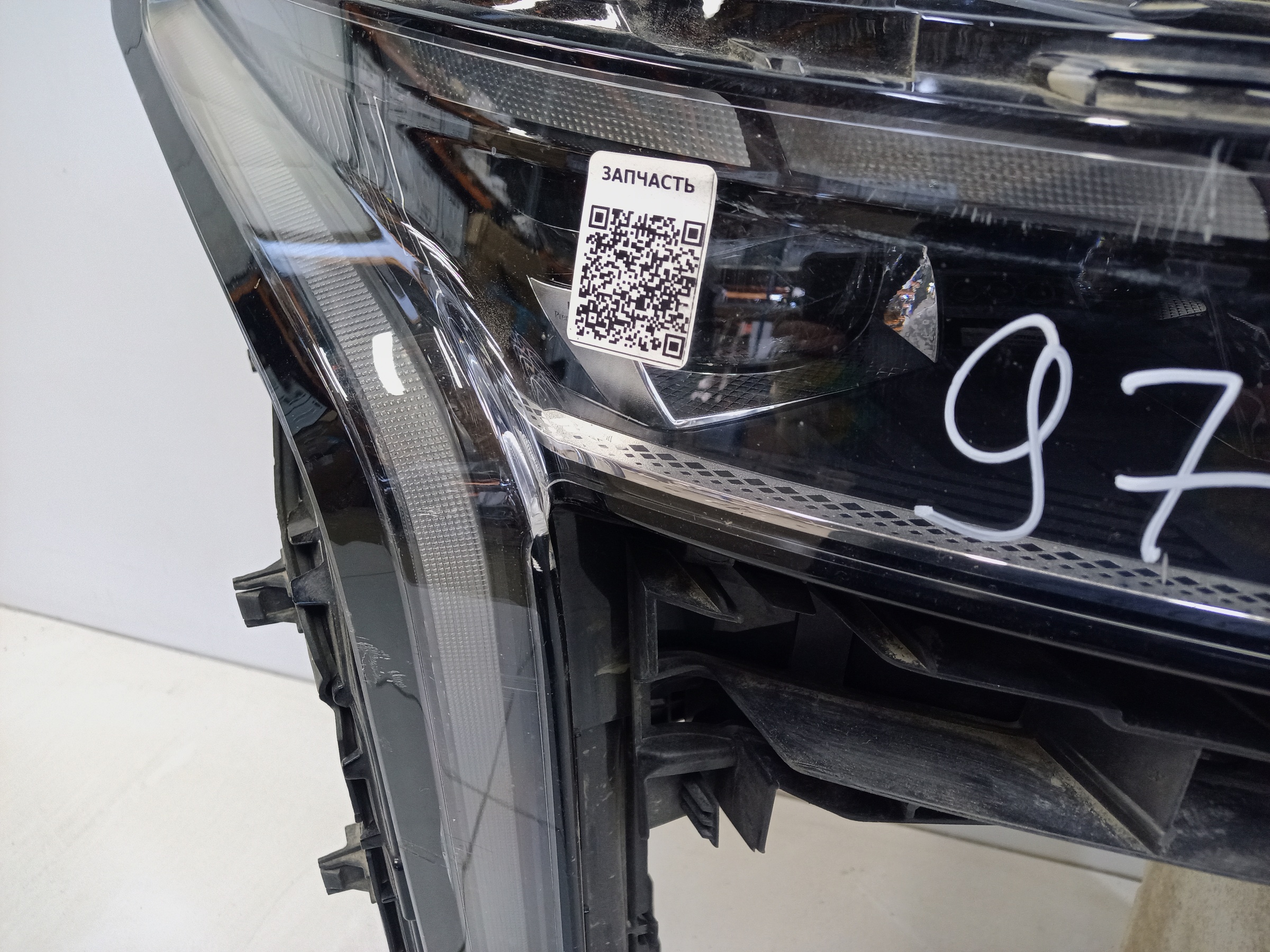 Фара передняя правая Exeed RX LED