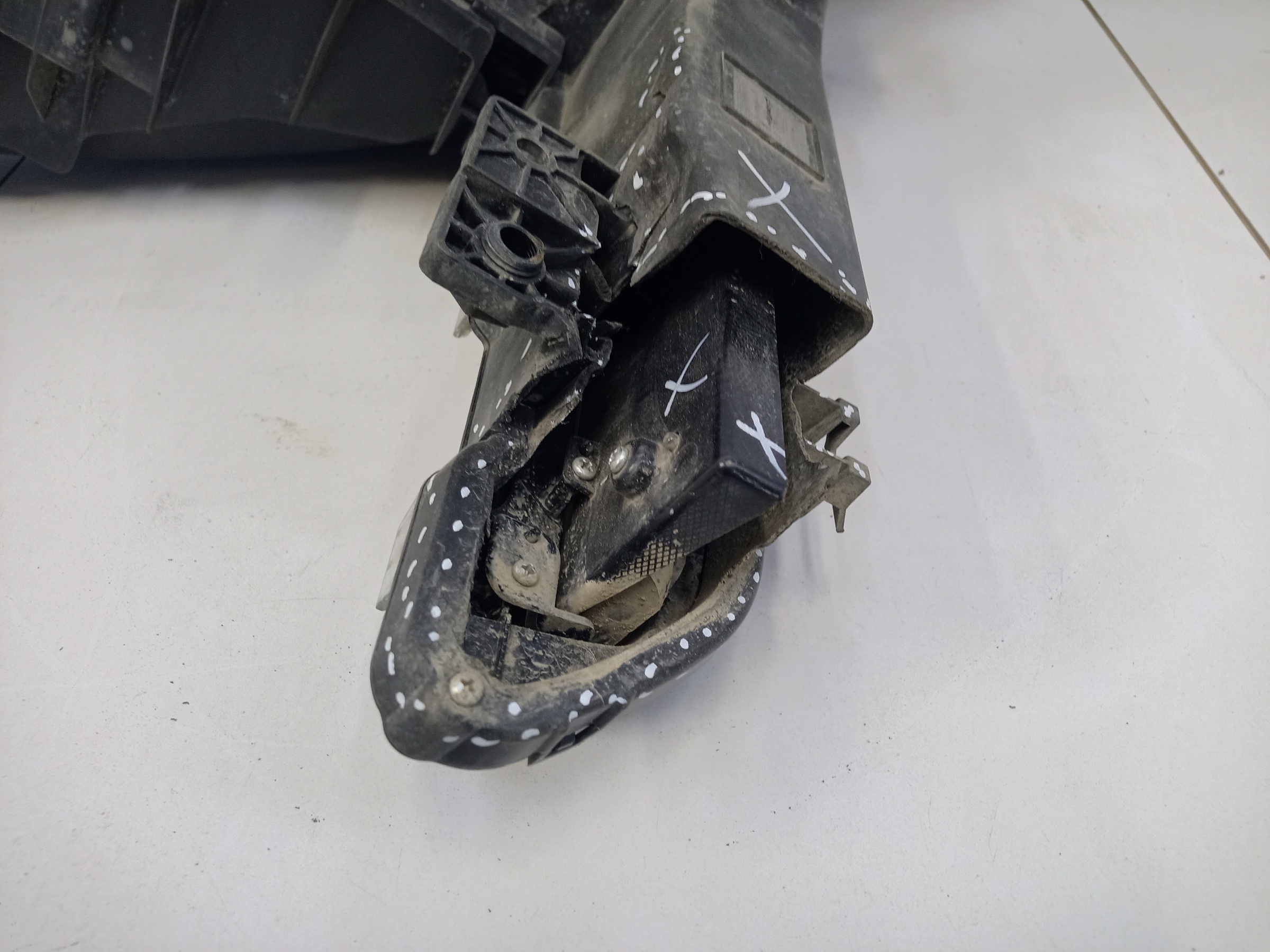 Фара передняя правая Exeed RX LED