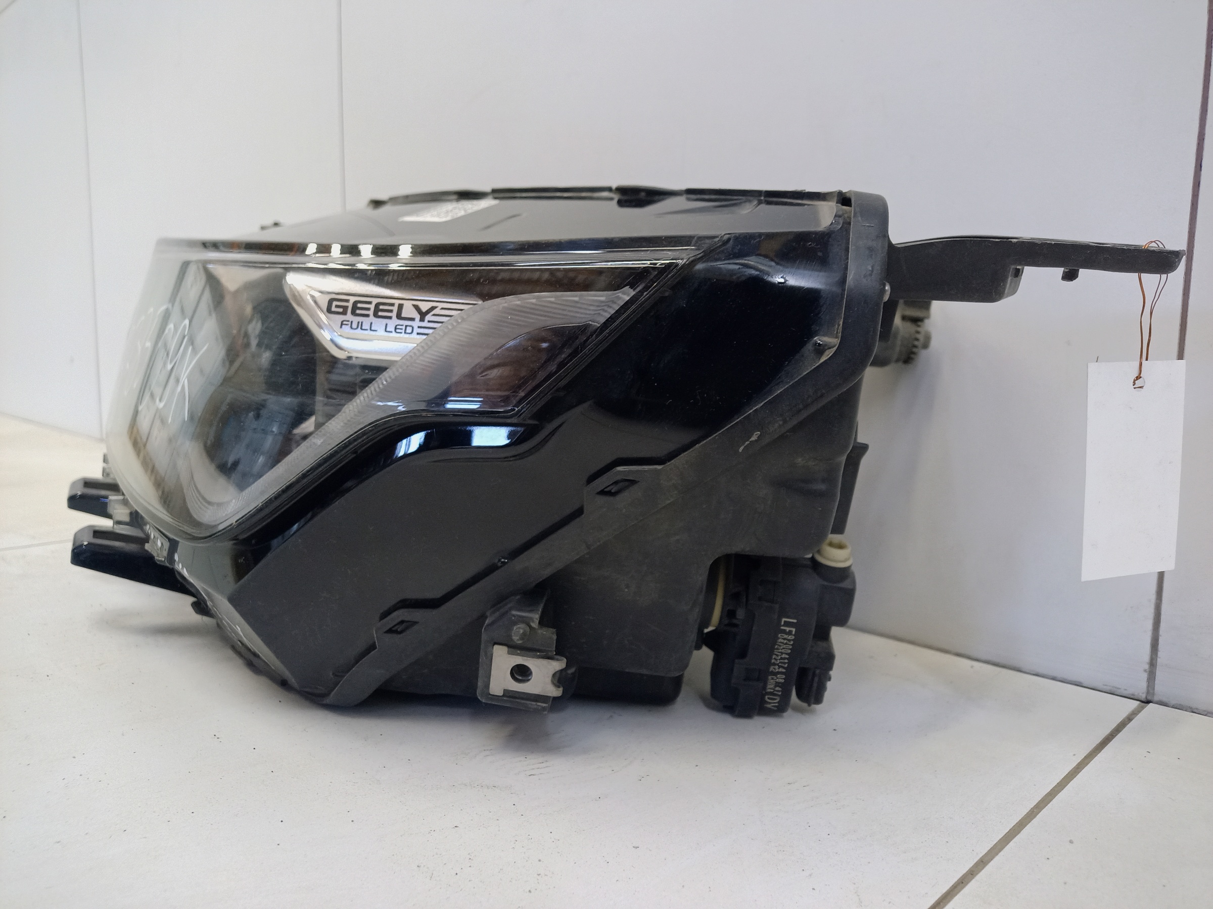 Фара передняя левая Geely Coolray LED