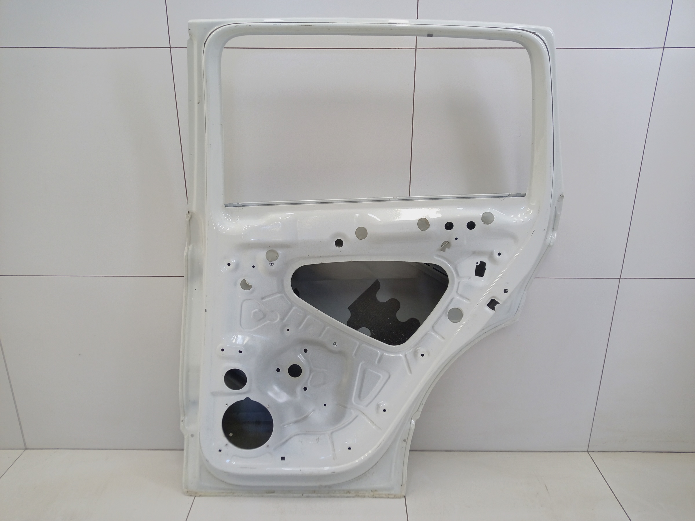 Дверь задняя правая Volkswagen Tiguan 2