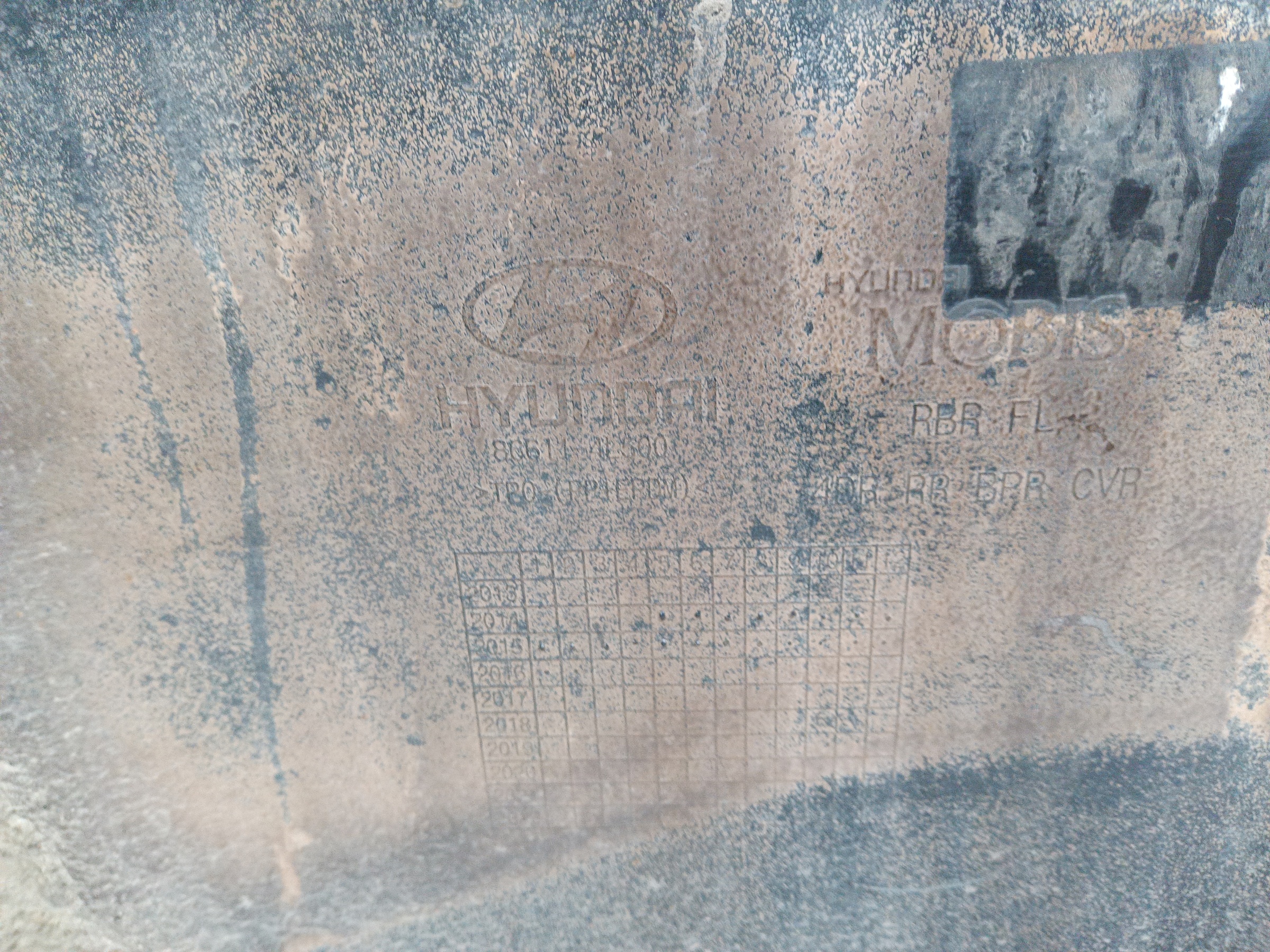 Бампер задний Hyundai Solaris Sedan Restail