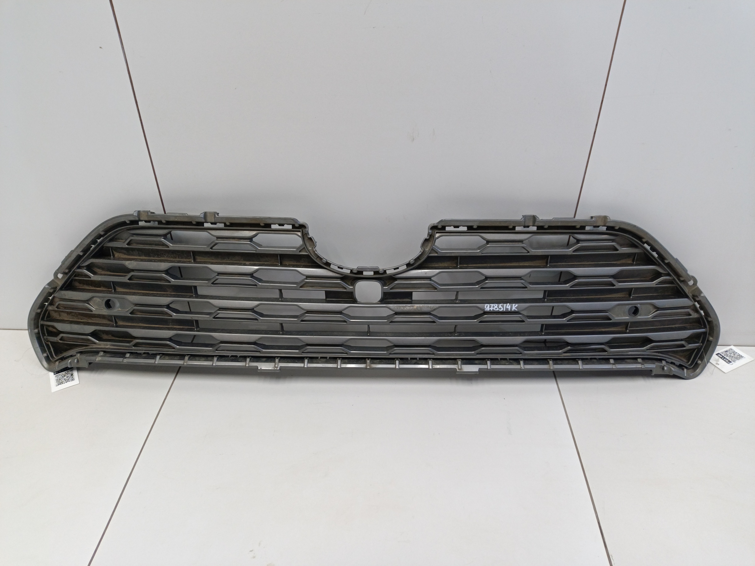 Решётка радиатора Toyota RAV4 XA50