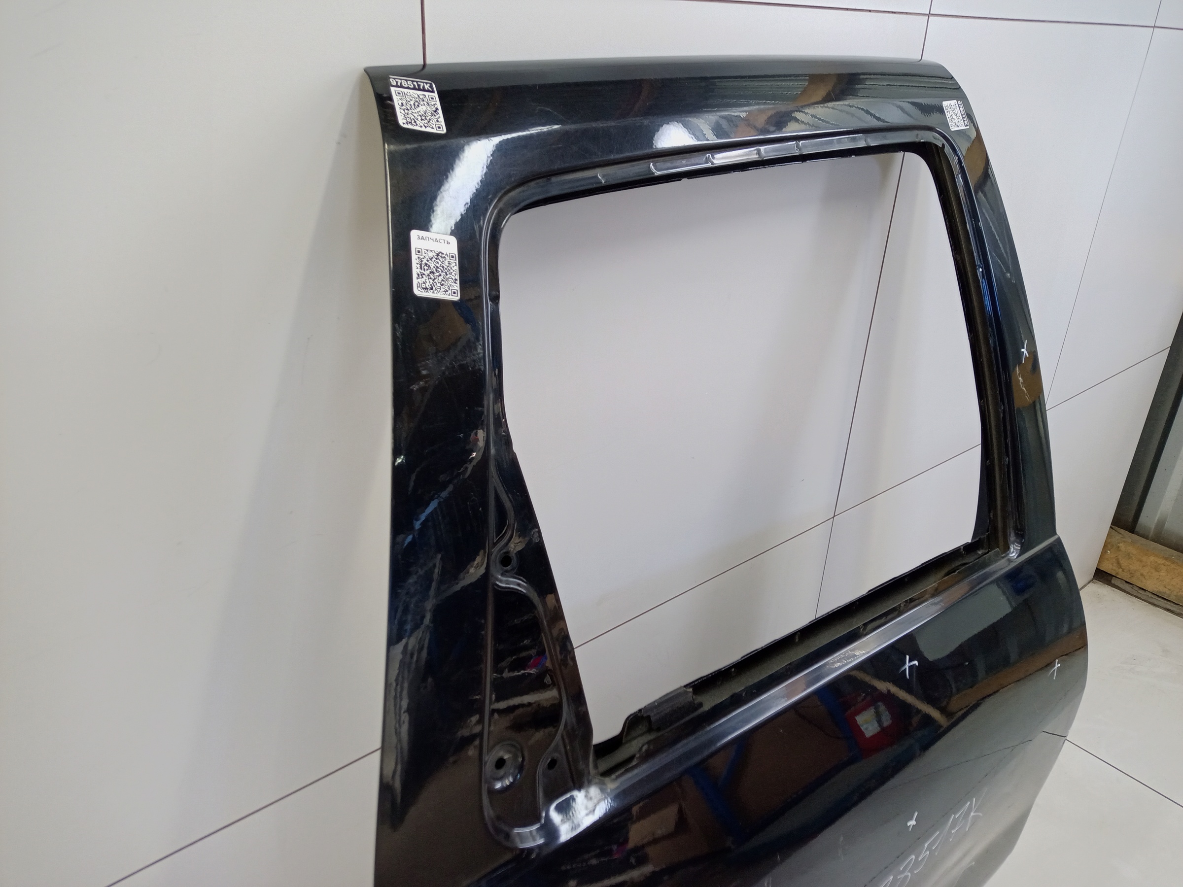 Дверь задняя правая Renault Duster 1