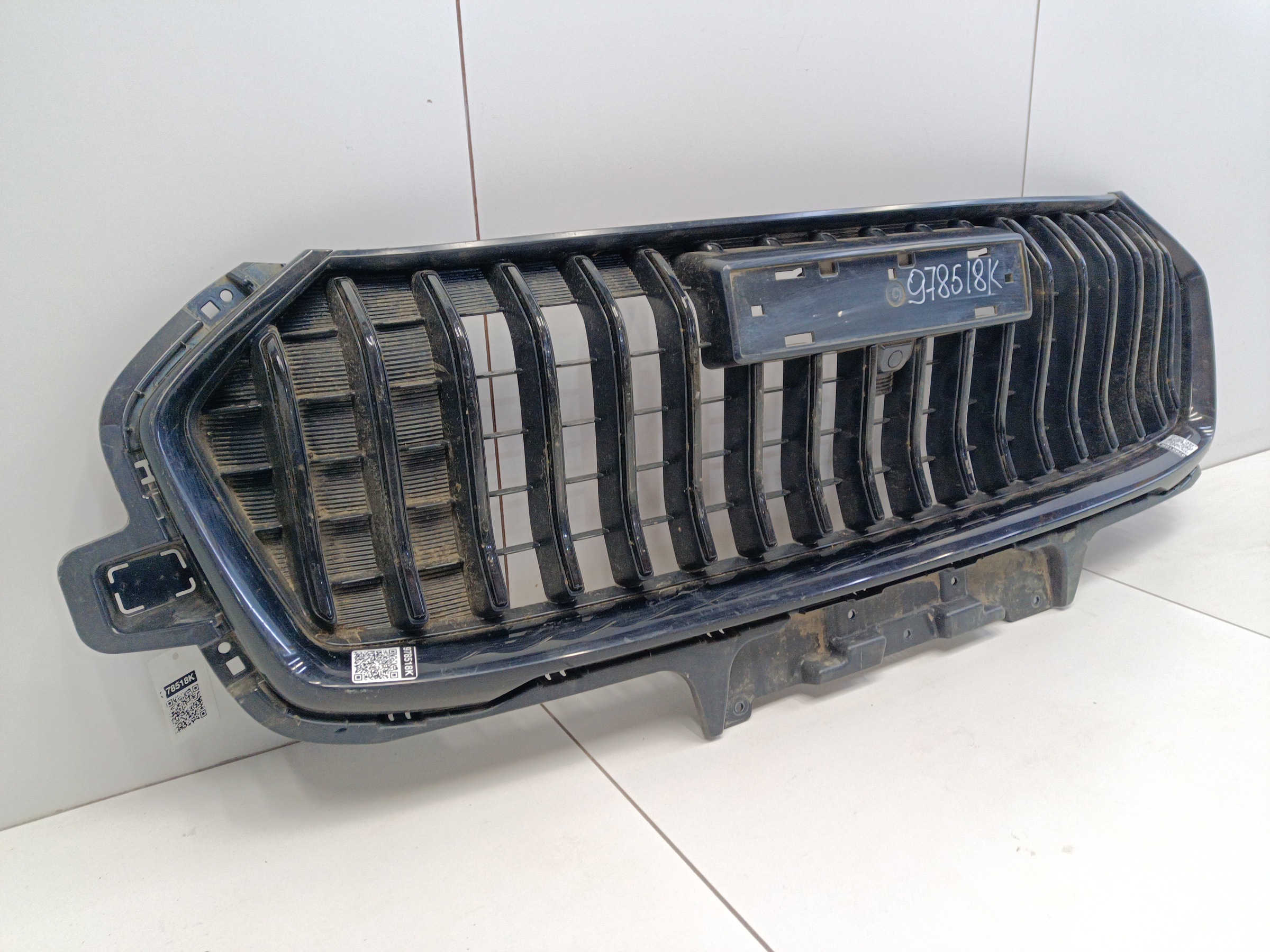 Решетка радиатора Haval Jolion Restail под камеру