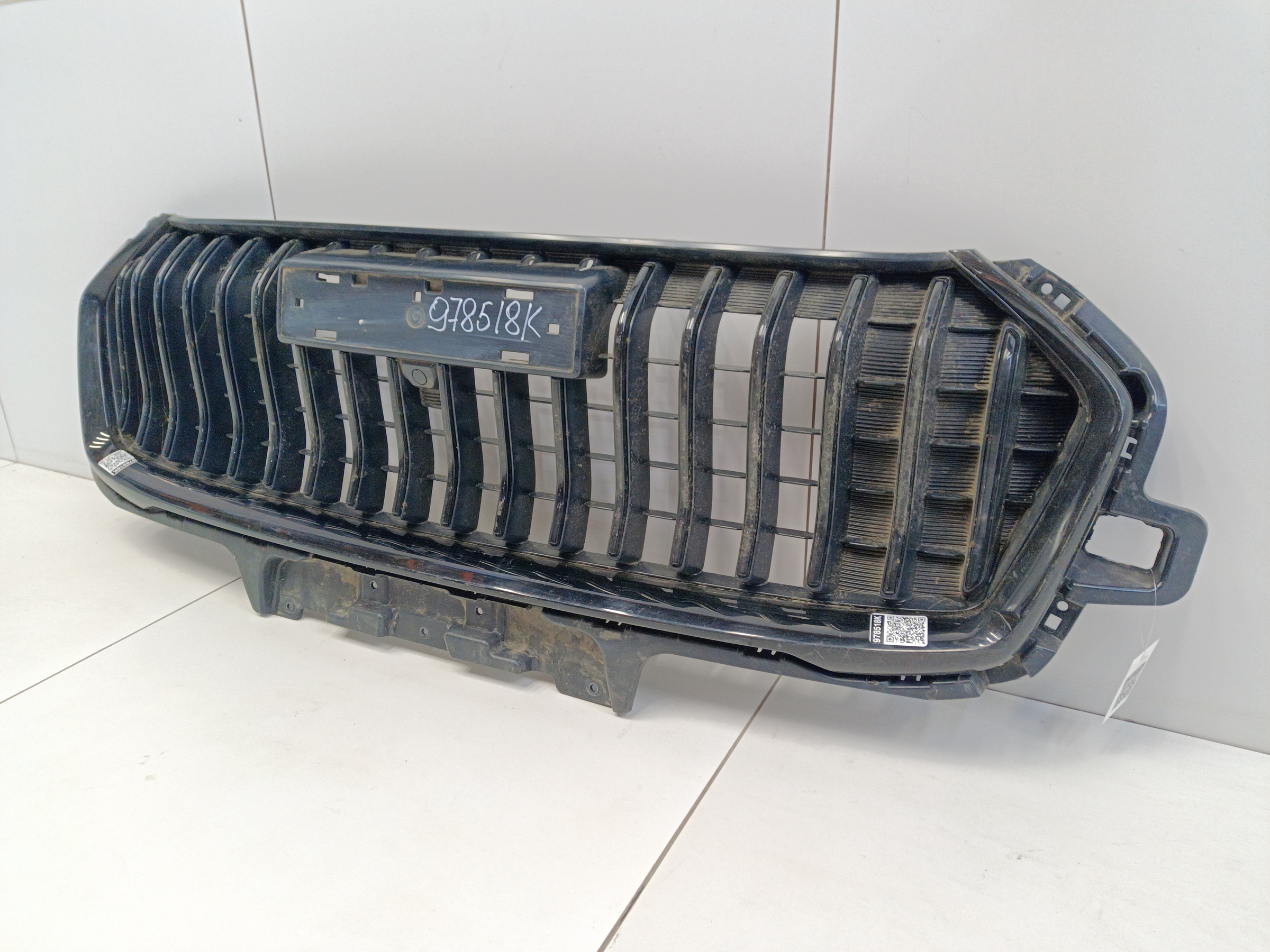 Решетка радиатора Haval Jolion Restail под камеру