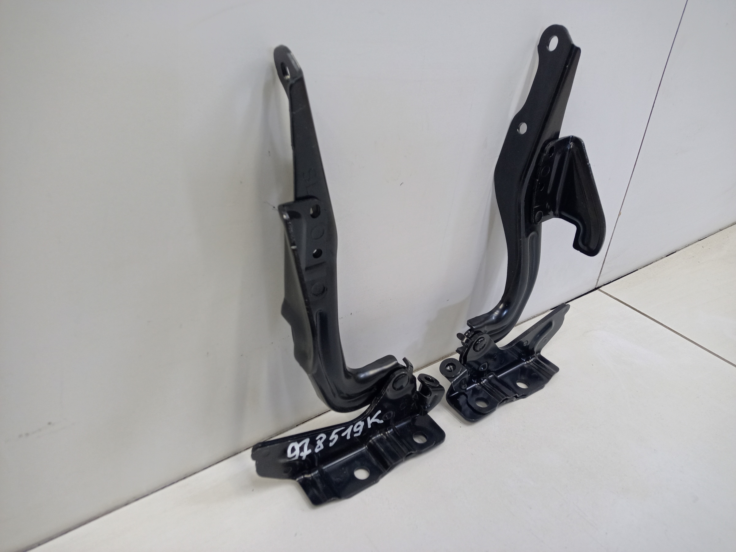 Комплект петель капота Subaru Forester 5 SK