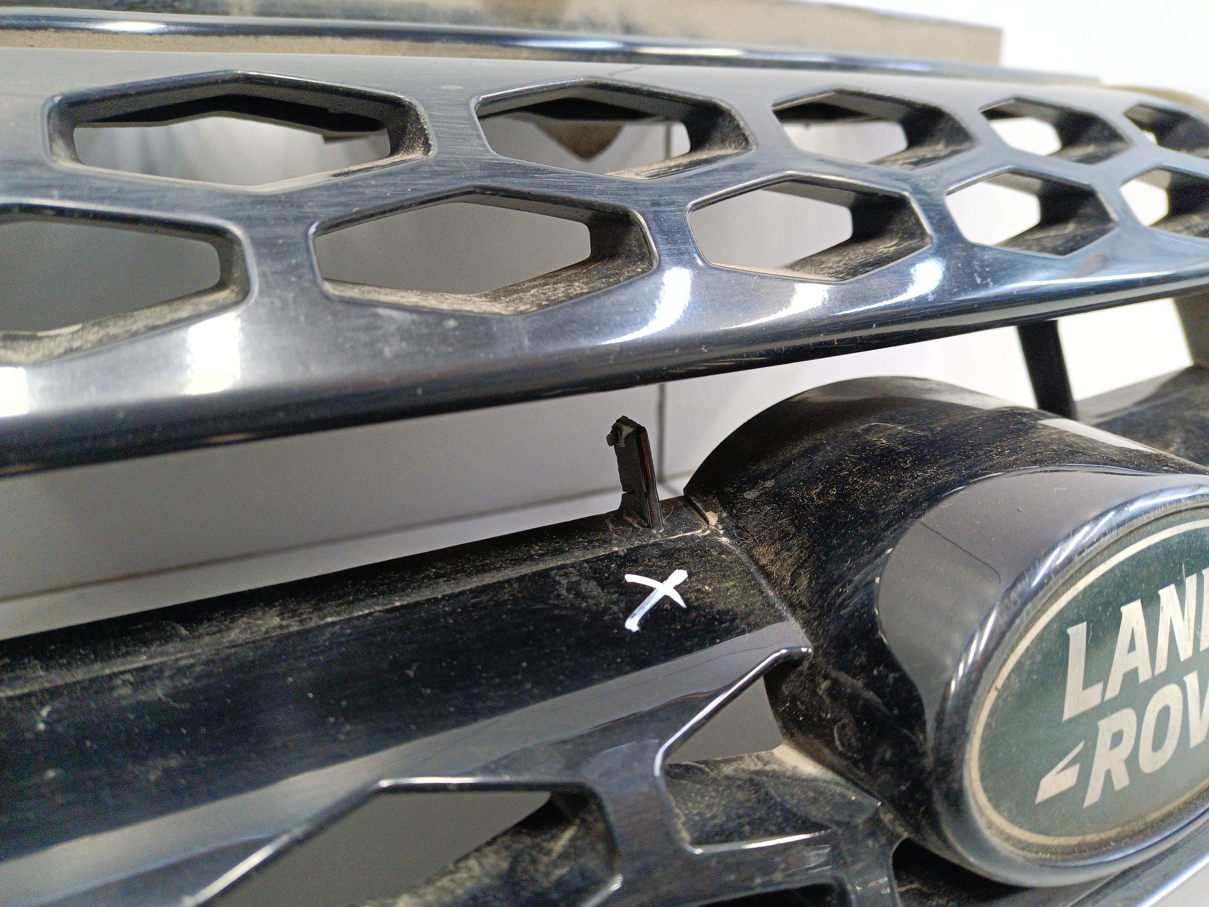 Решетка радиатора Land Rover Range Rover Evoque 1 Restail