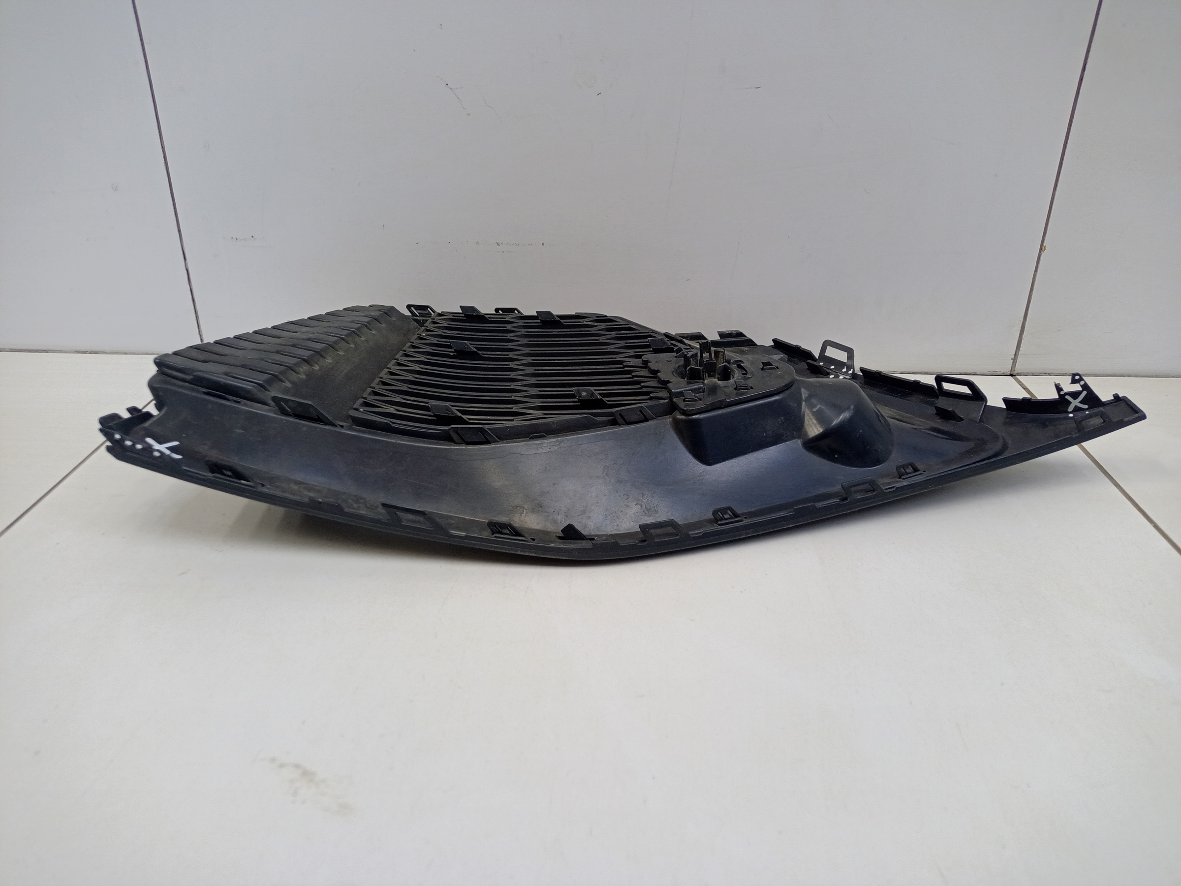 Решётка переднего бампера левая Audi Q8 S-Line