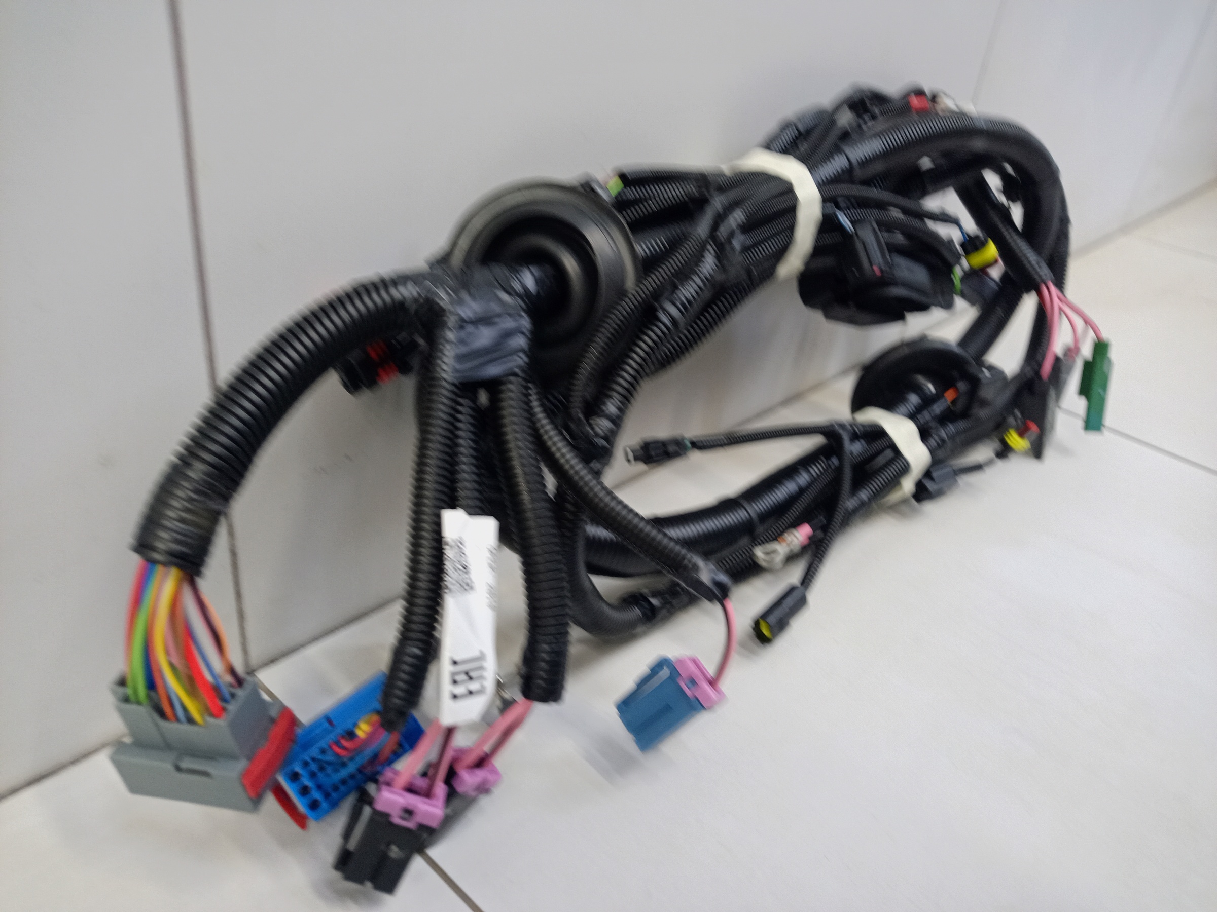 Проводка моторного отсека передняя Lada Granta Restail