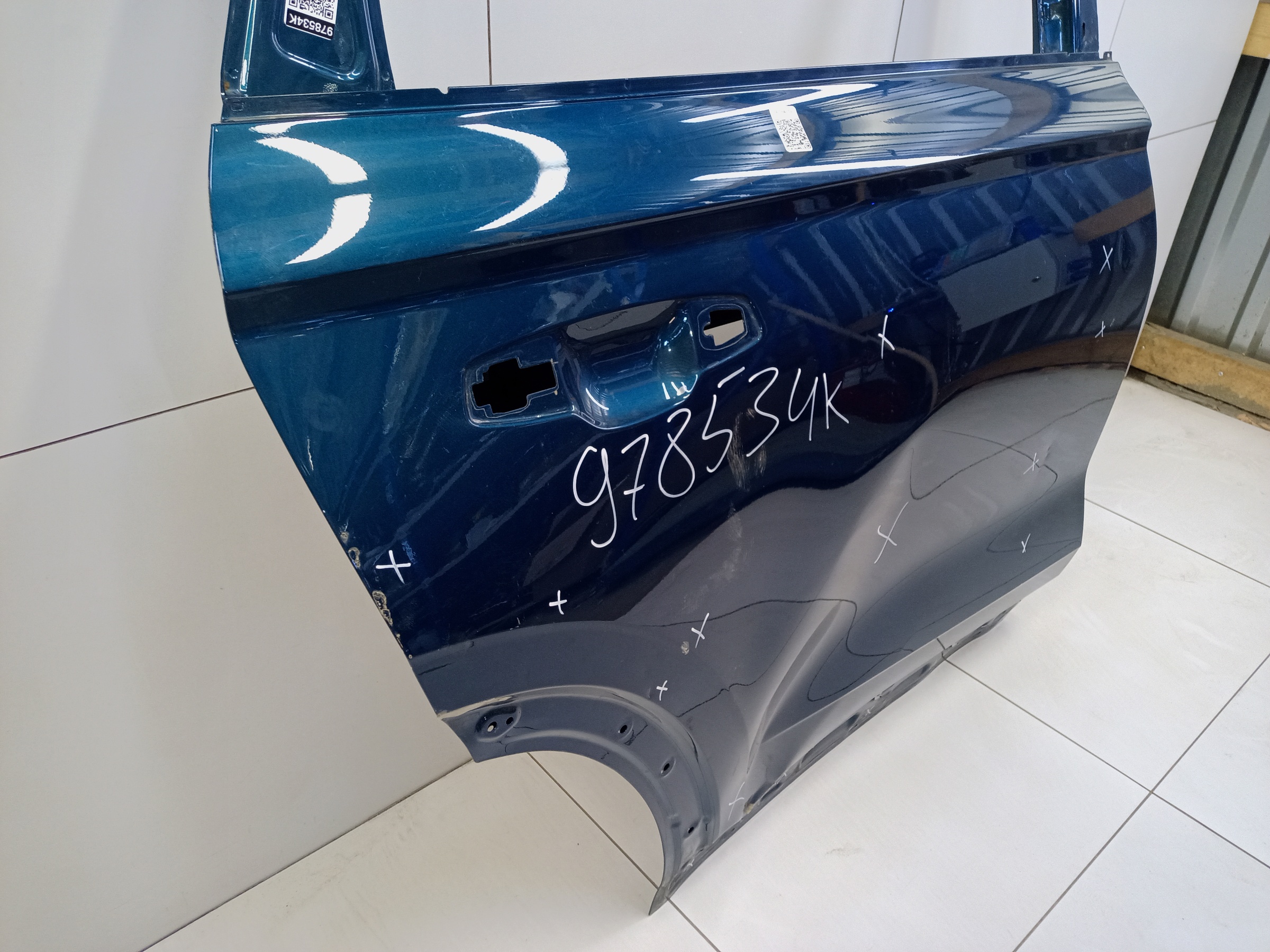 Дверь задняя правая Geely Monjaro