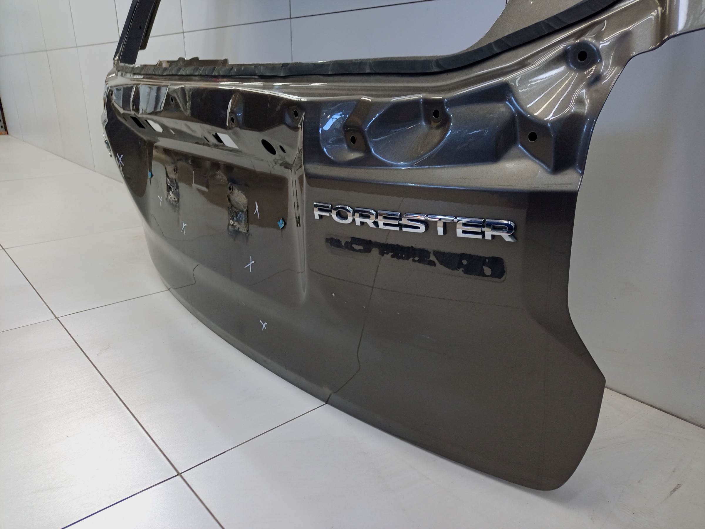 Крышка багажника Subaru Forester 4 SJ