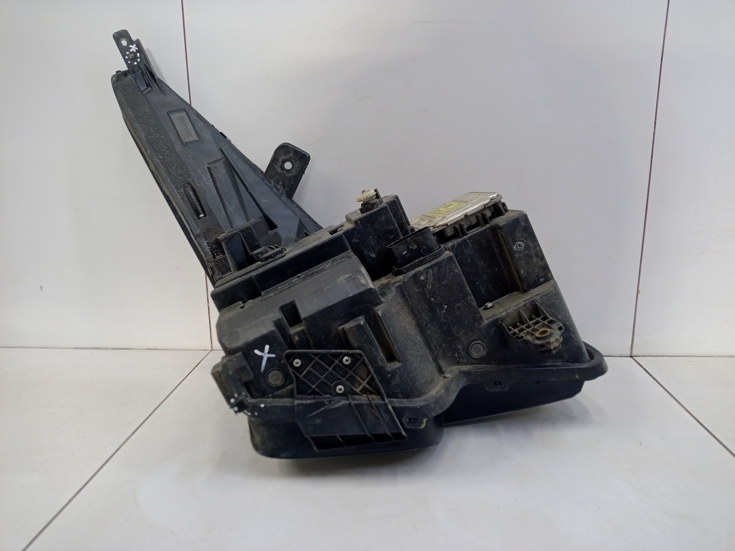 Фара передняя левая GAC GS8 1 LED