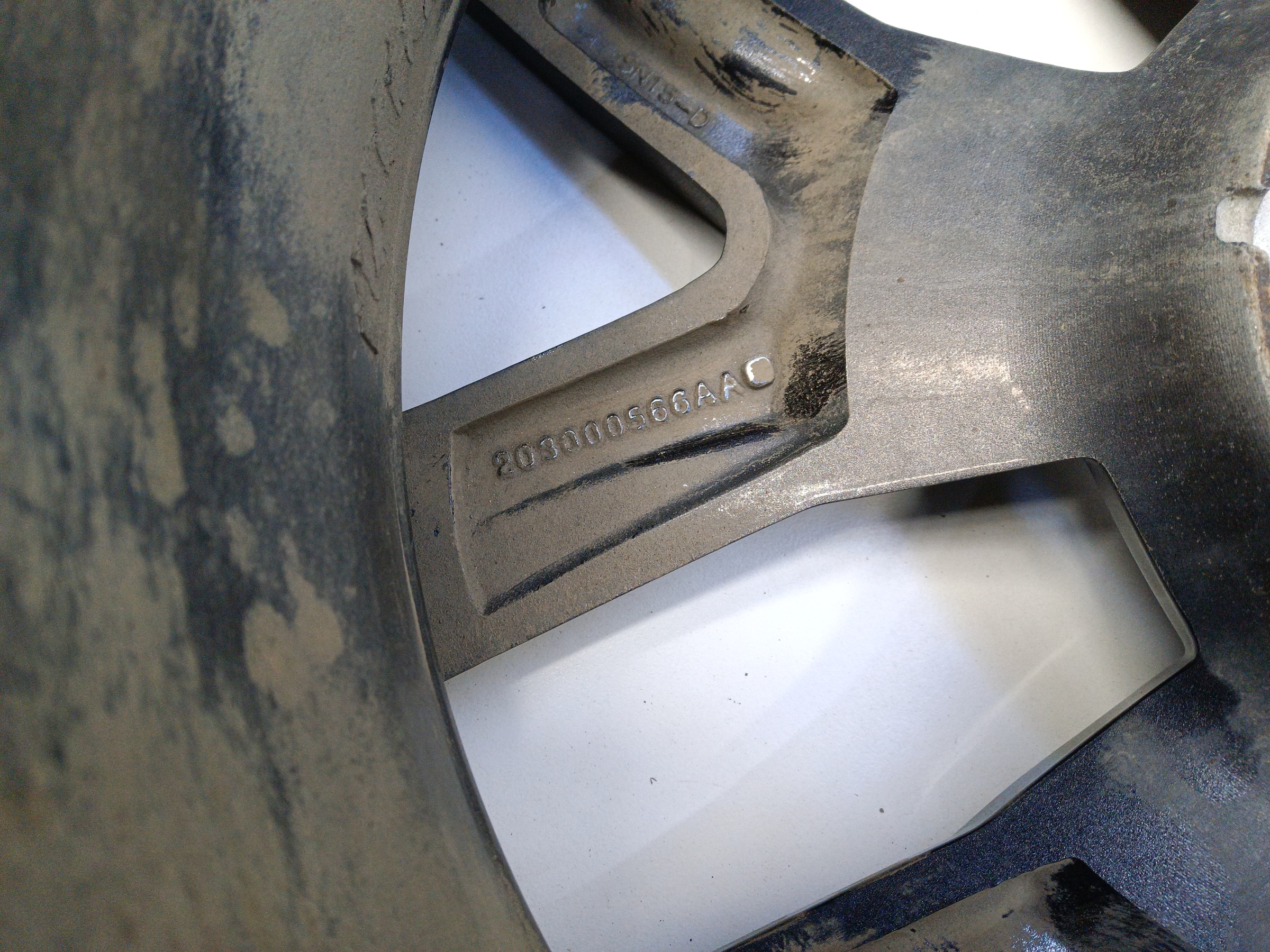 Диск колеса литой Exeed LX R19