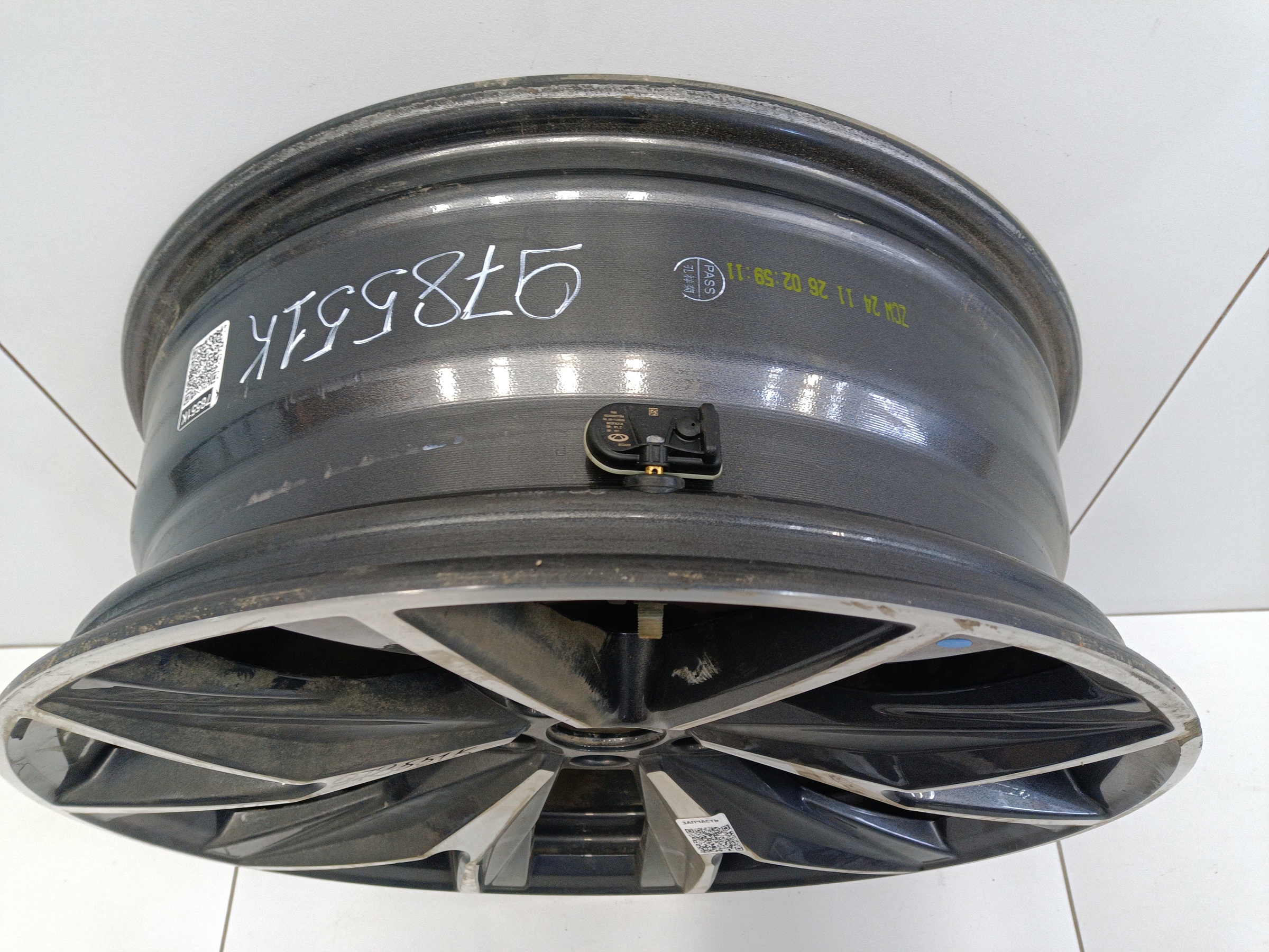 Диск колеса литой Exeed LX R19