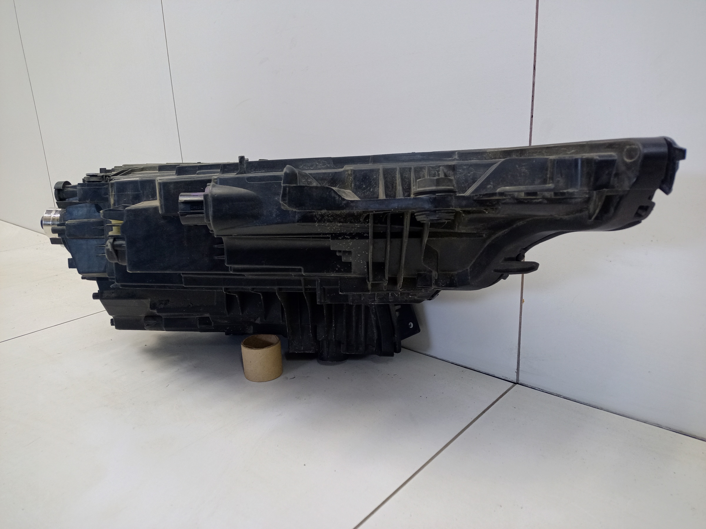 Фара передняя левая Audi Q8 LED