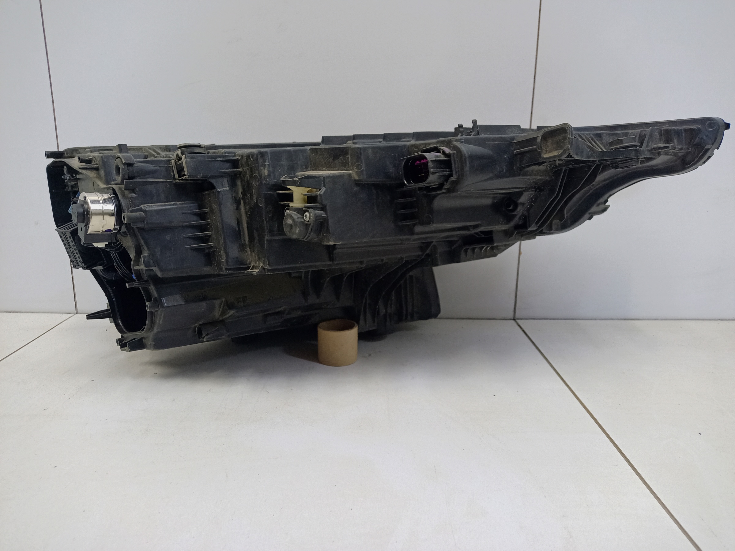 Фара передняя левая Audi Q8 LED