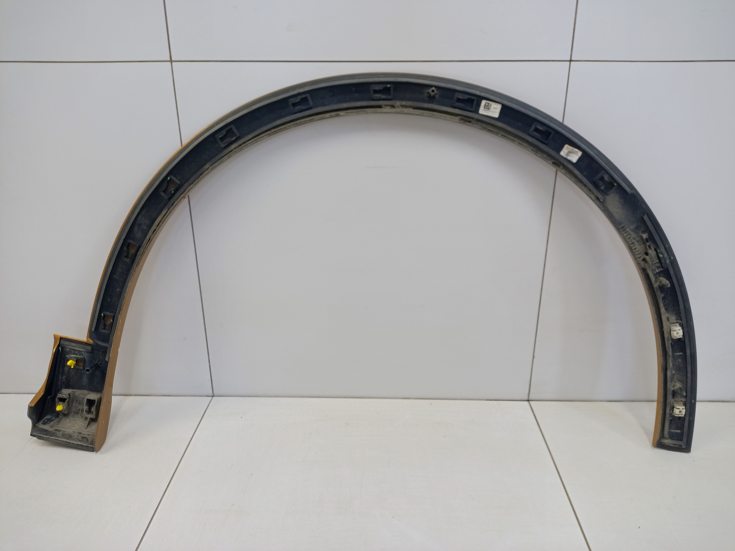 Накладка крыла переднего левого Audi Q8