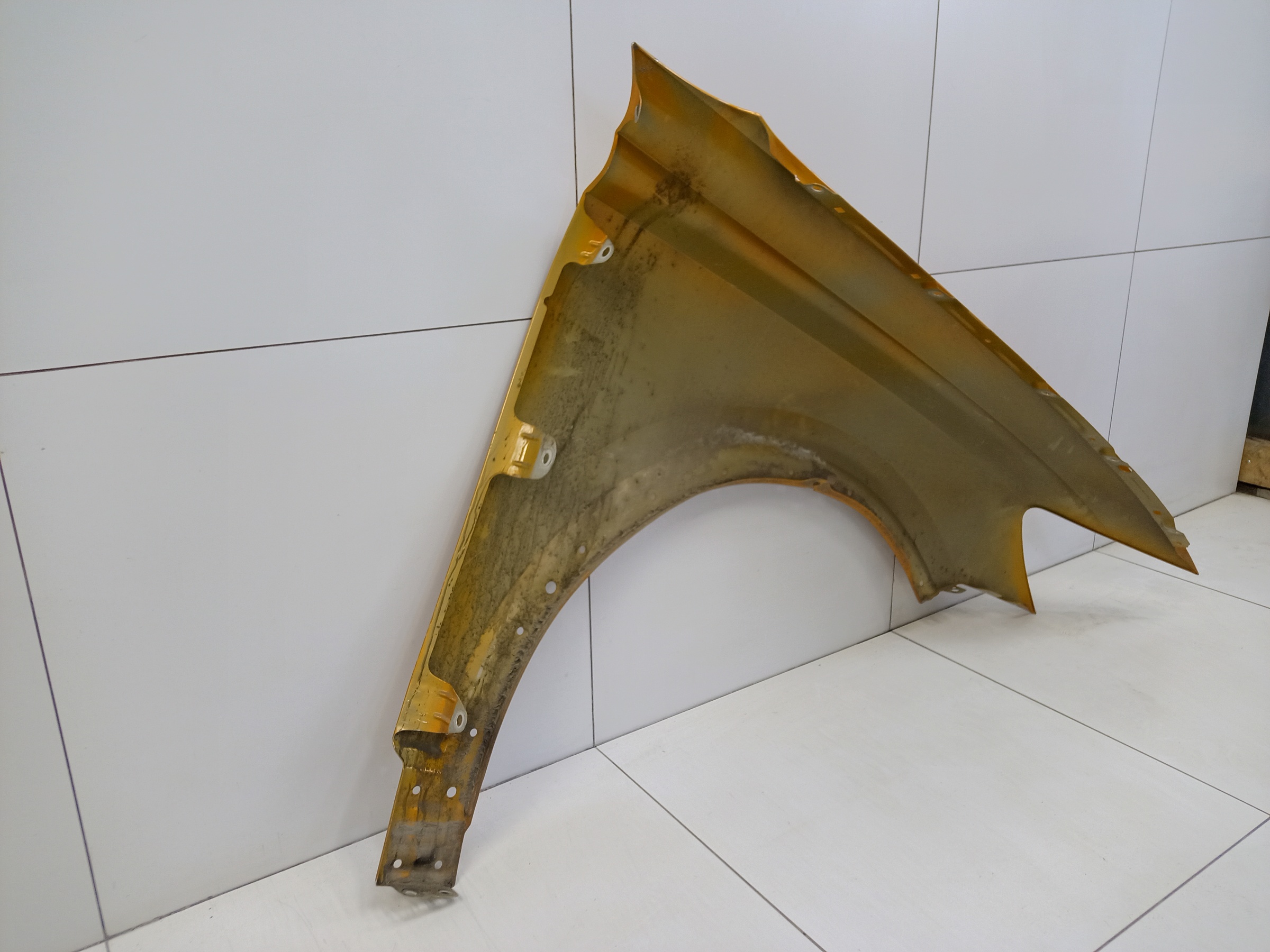 Крыло переднее левое Audi Q8