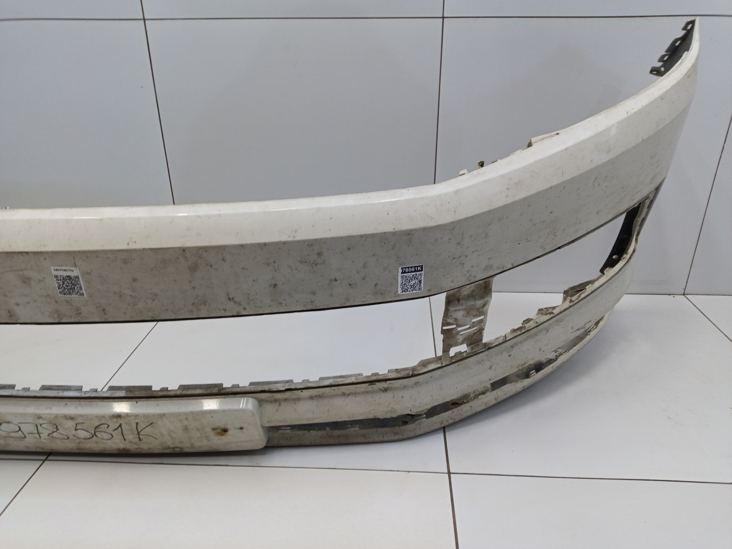 Бампер передний Volkswagen Transporter T6