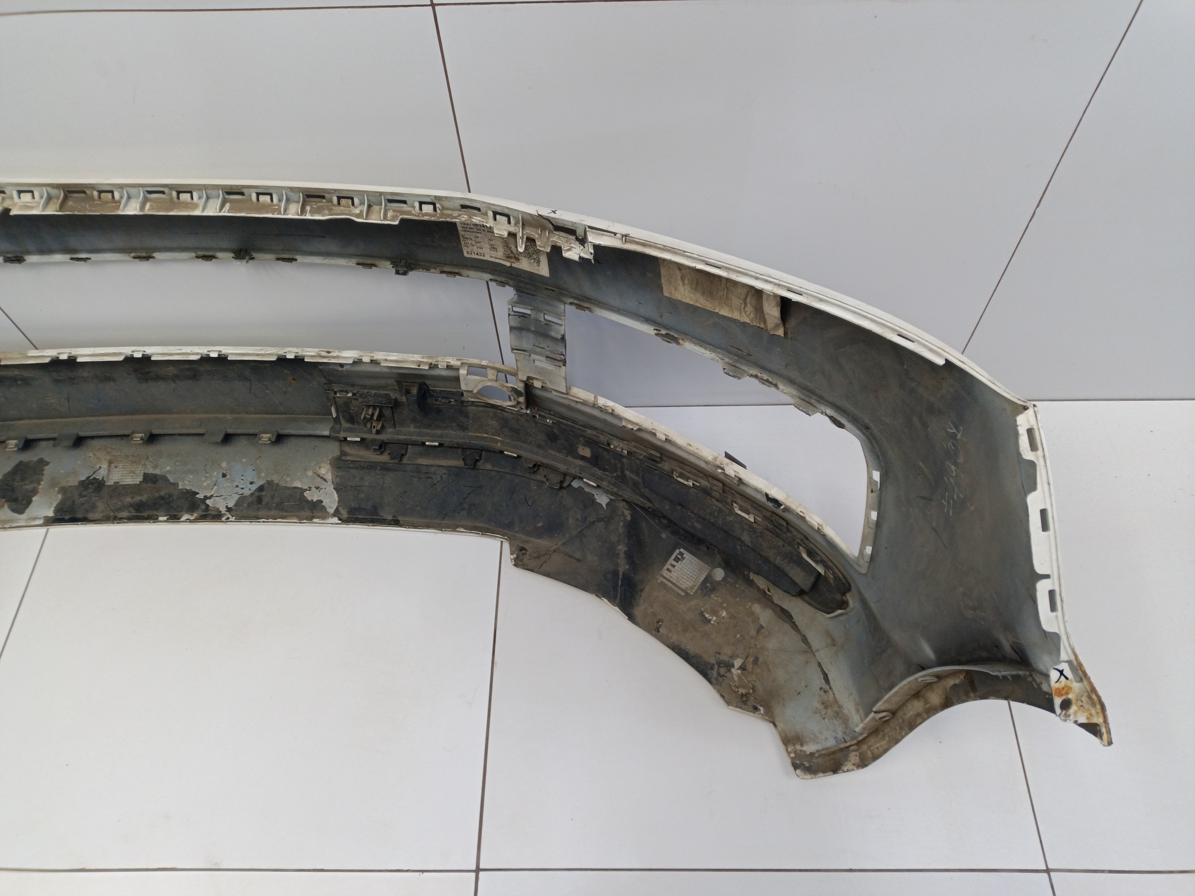 Бампер передний Volkswagen Transporter T6